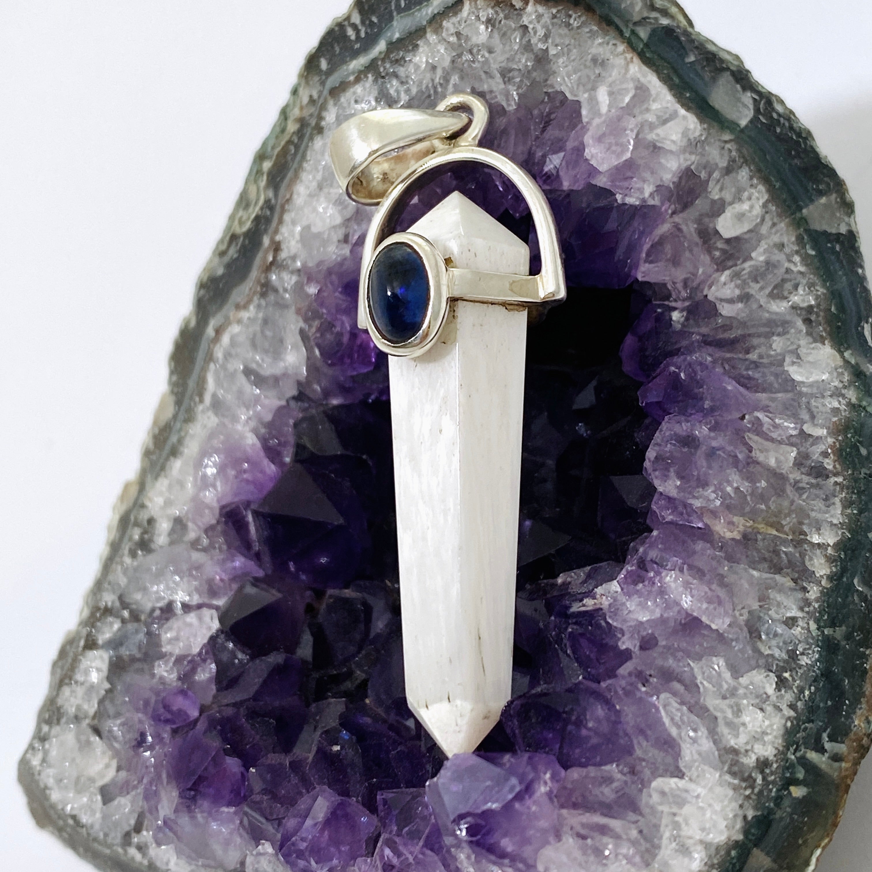 Natural Scolecite Point Pendant with Kyanite Accent Stone - PPGJ1013 | Healing Crystal Jewelry for Meditation, Energy Balancing & Spiritual Growth
