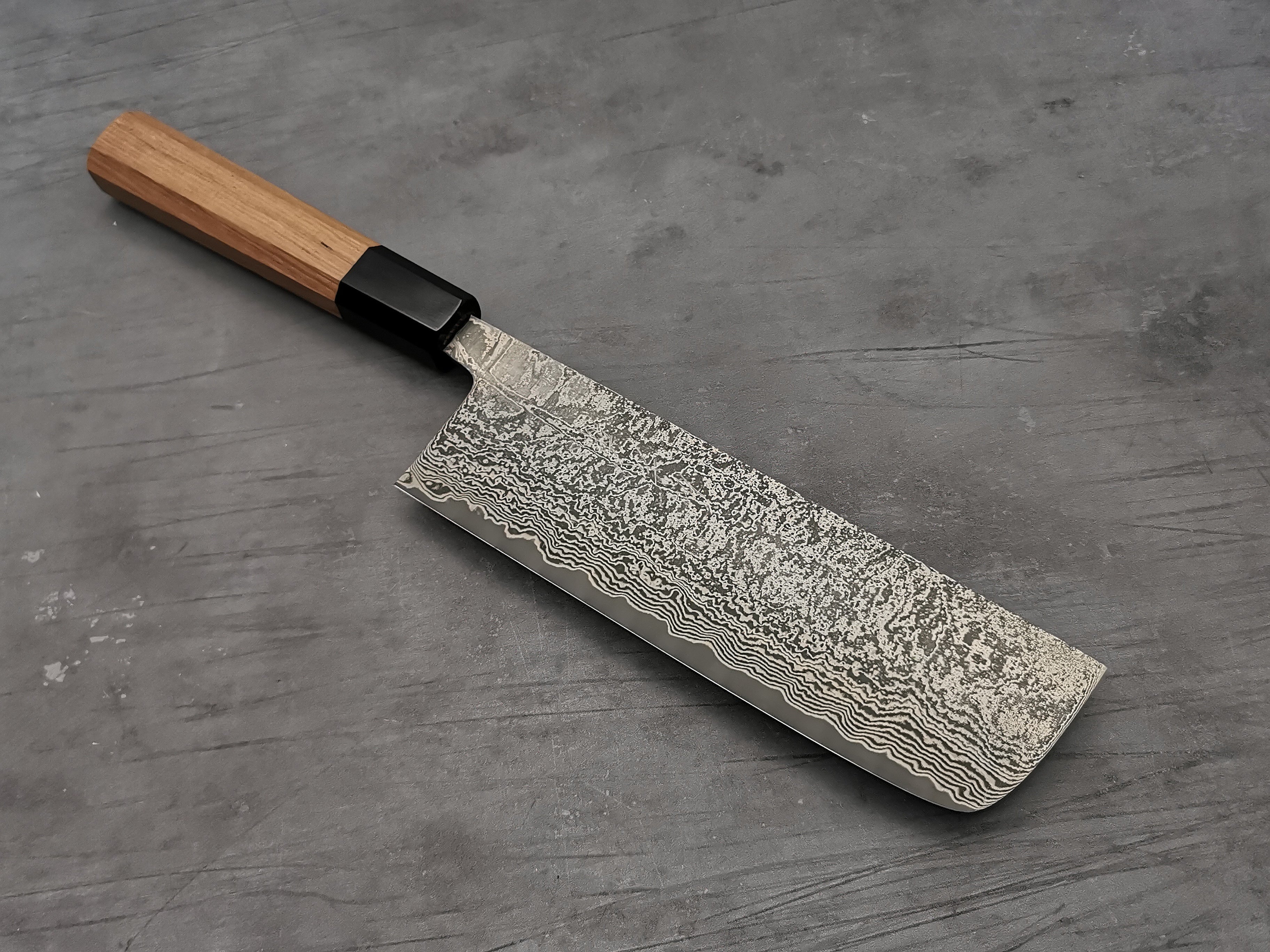 Shiro Kamo SG2 Damascus 180mm Nakiri Japanese Chef Knife - Premium Kitchen Knife for Slicing Vegetables, Fruits & Herbs - Perfect for Home Cooks & Professional Chefs