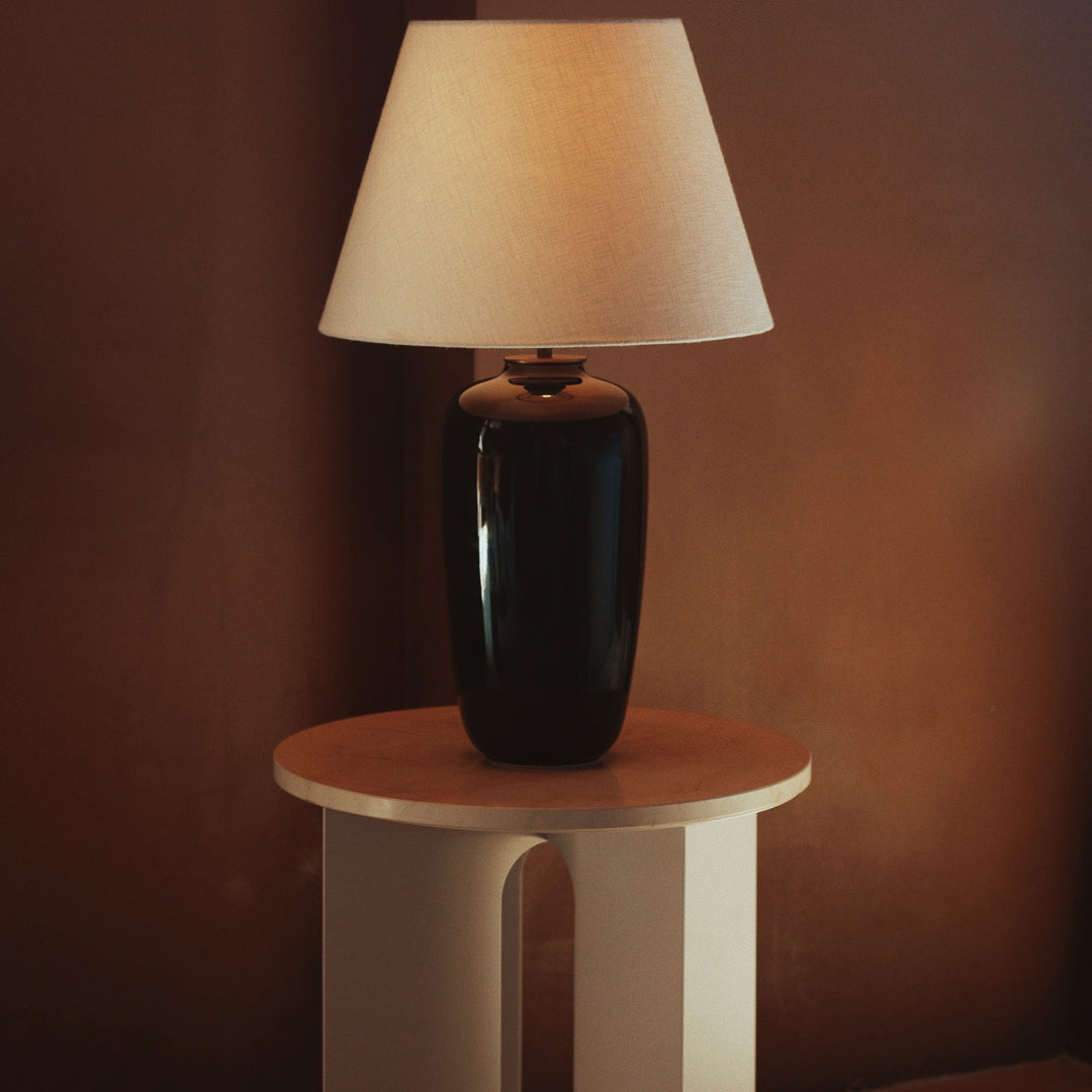 Modern Androgyne Side Table - Minimalist Nightstand, End Table for Living Room, Bedroom, or Office - Stylish Small Accent Table with Sturdy Metal Frame