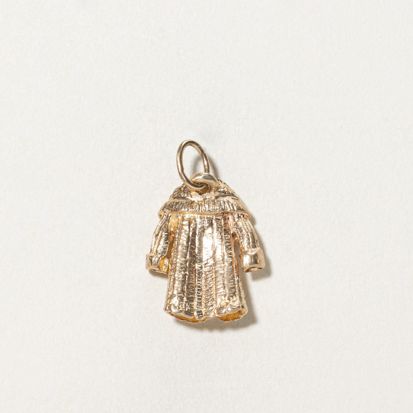 9K Yellow Gold Coat Charm Pendant Necklace - Elegant & Dainty Jewelry for Women - Perfect for Layering, Gift Giving & Everyday Wear