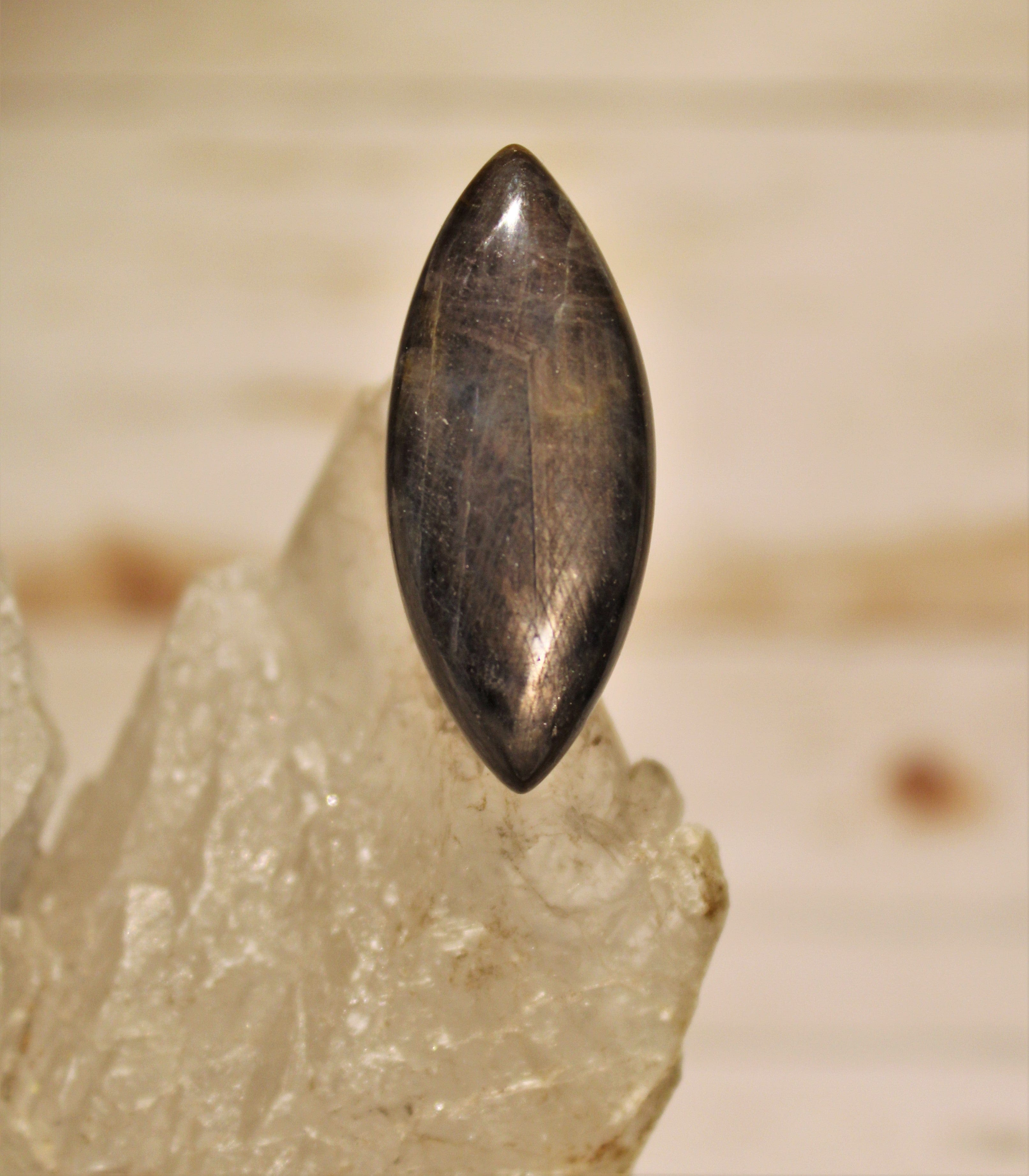 Natural Black Star Sapphire Cabochon - 10x8mm Oval Gemstone for Jewelry Making, Healing & Meditation | Perfect for Rings, Pendants & Bracelets