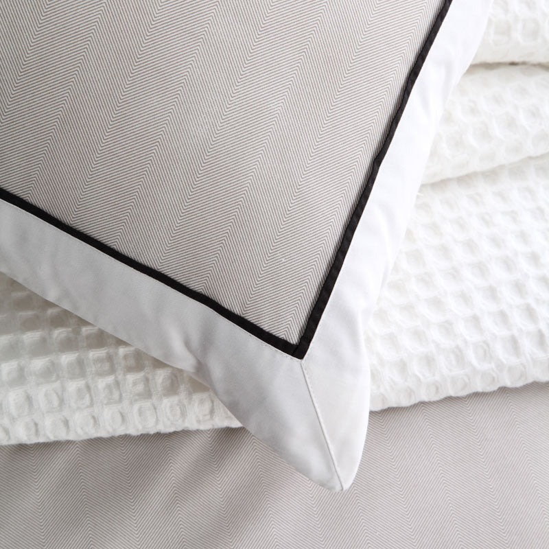 Essex Stone Quilt Cover Set - Super King Size Luxury Bedding for Master Bedroom & Guest Room