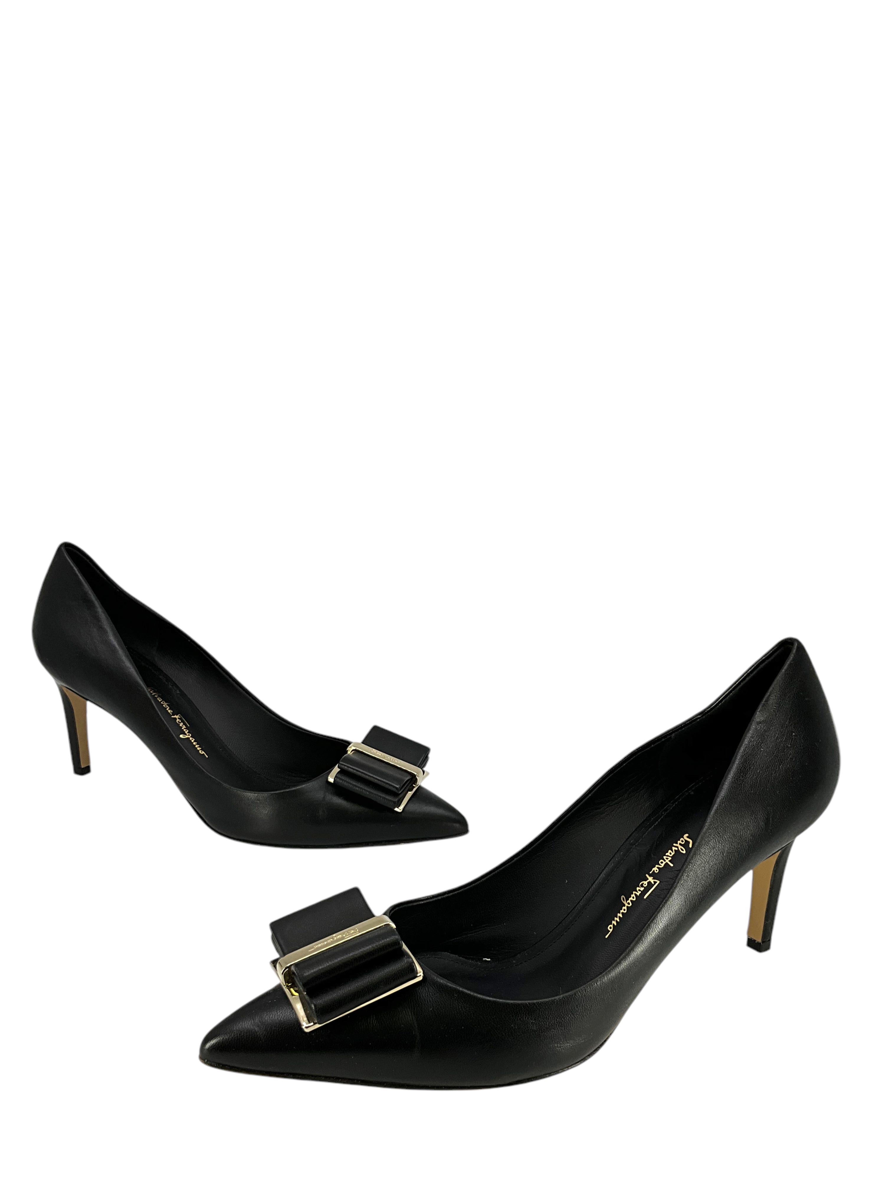 Salvatore Ferragamo Women's Size 7 Leather Zeri Pointed Toe Bow Pumps - Elegant Dress Shoes for Work, Wedding & Special Occasions