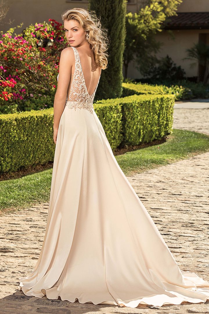 Casablanca 2344 Rosa Sample Gown - Elegant Wedding Dress for Brides, Perfect for Church Ceremonies & Formal Receptions