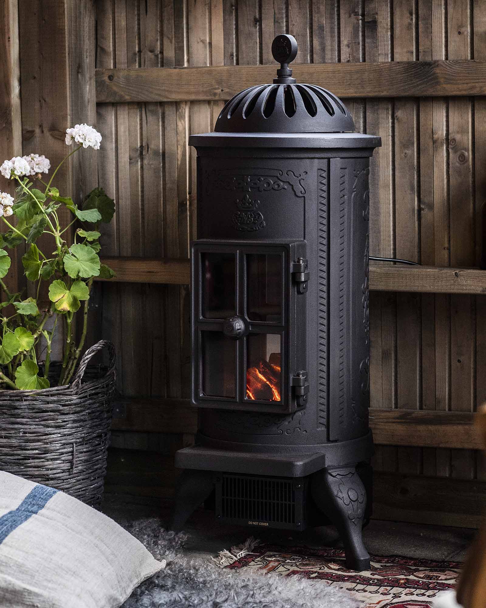 Westbo Carl EL Cast Iron Stove - Efficient & Stylish Fireplace for Cozy Home Heating & Ambiance