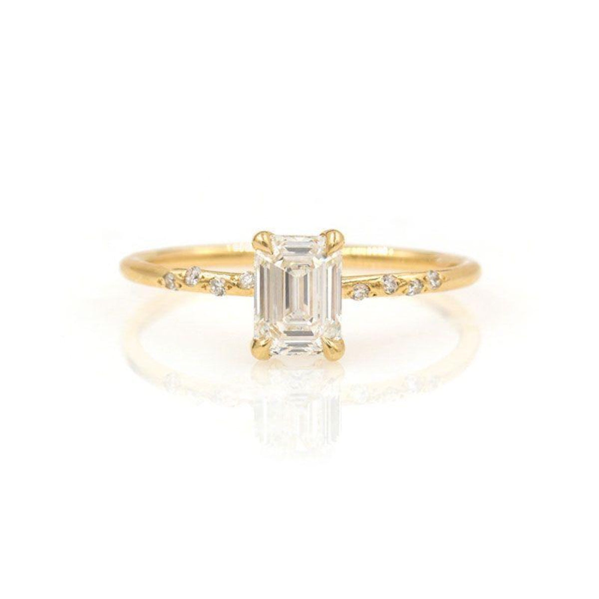 Exquisite Emerald Cut Diamond Ring for Women - 14K White Gold Wedding & Engagement Ring - Perfect for Proposals, Anniversaries & Special Occasions