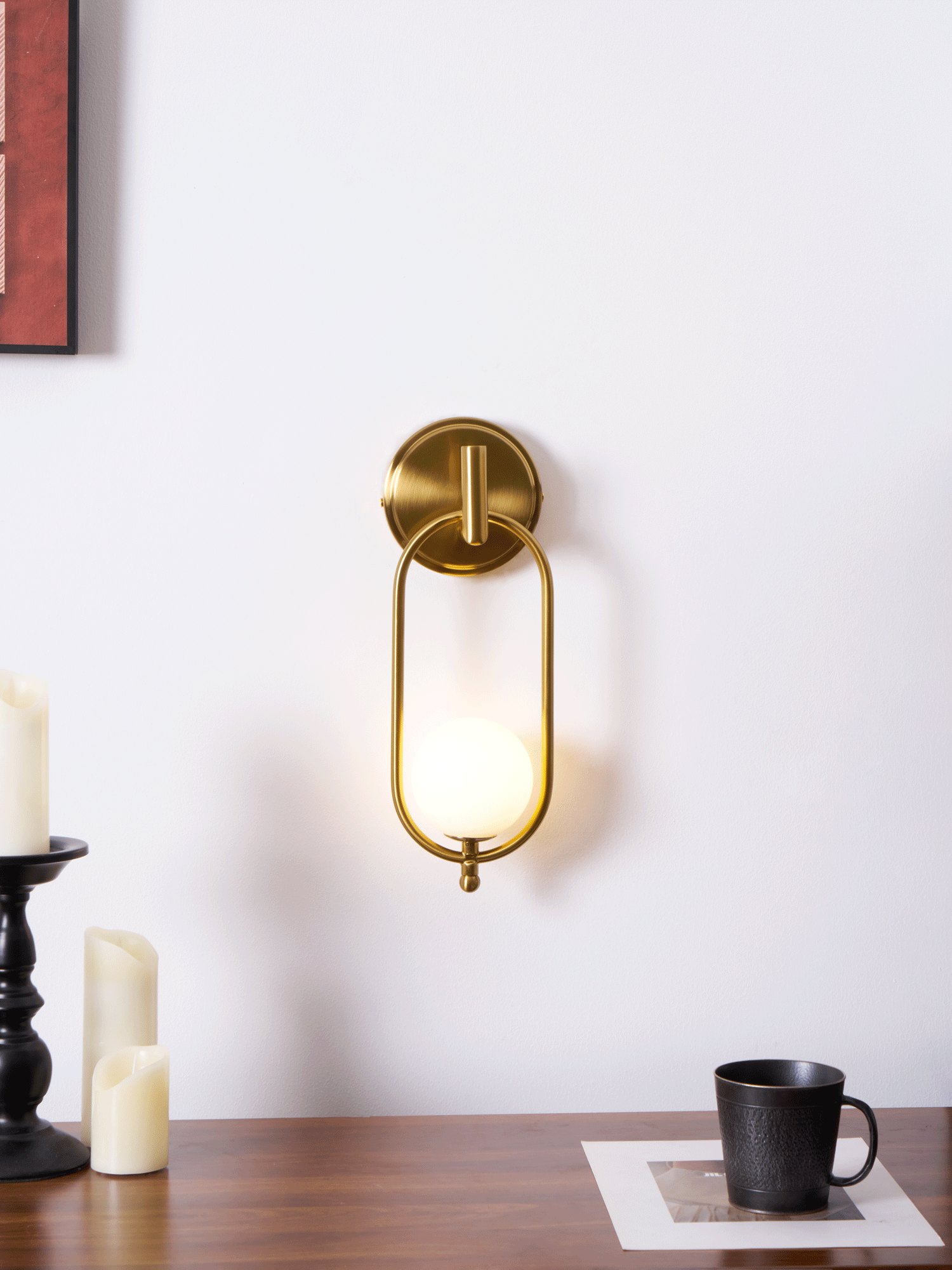 Aurea Brass Wall Light - Vintage Sconce for Bedroom, Living Room & Hallway - Elegant Indoor Lighting Fixture with Warm Glow