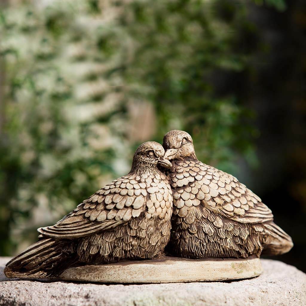 Campania International Lovebirds Statue - Elegant Garden Decor for Romantic Outdoor & Indoor Spaces - Perfect for Wedding Gifts, Anniversaries, and Home Decoration