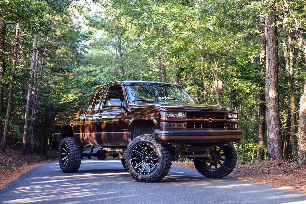 6 Inch Lift Kit V2 for Chevy C1500/K1500 Truck & SUV 4WD (1988-1999) - Heavy Duty Suspension Upgrade - Model 27670 | Off-Road Adventure & Truck Customization