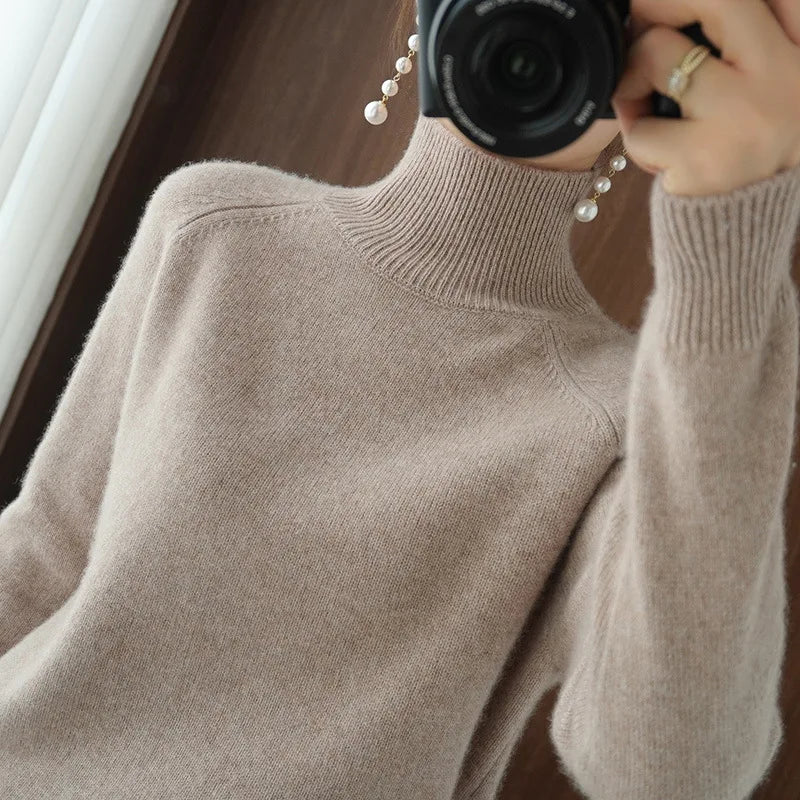 Women's Casual Turtleneck Long Sleeve Sweater - Soft Knit Pullover for Fall & Winter - Perfect for Office, Dating & Weekend Outfits