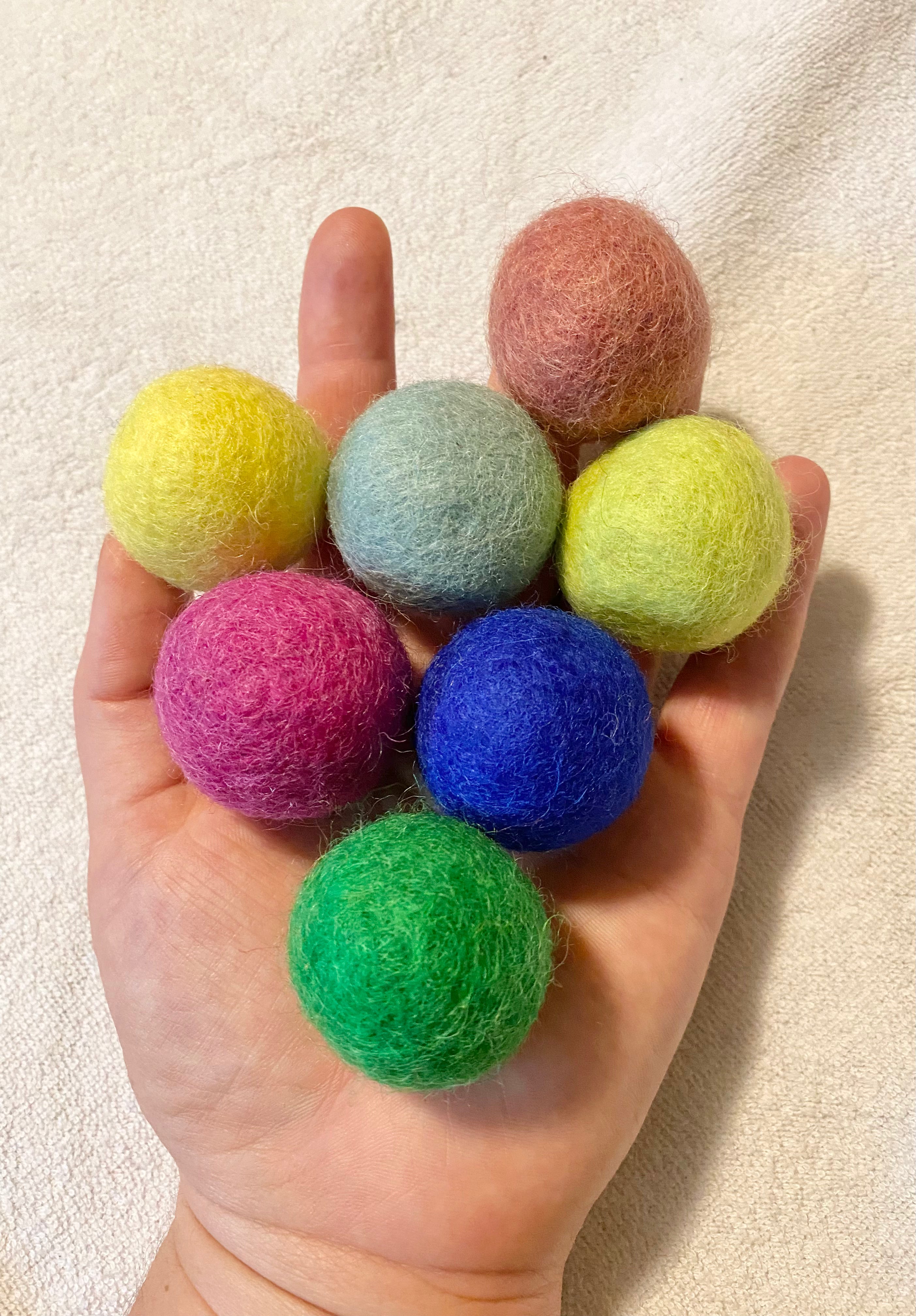 Premium Solid Wool Cat Toys - Natural & Durable Catnip Toys for Indoor Cats - Perfect for Playtime, Training & Stress Relief