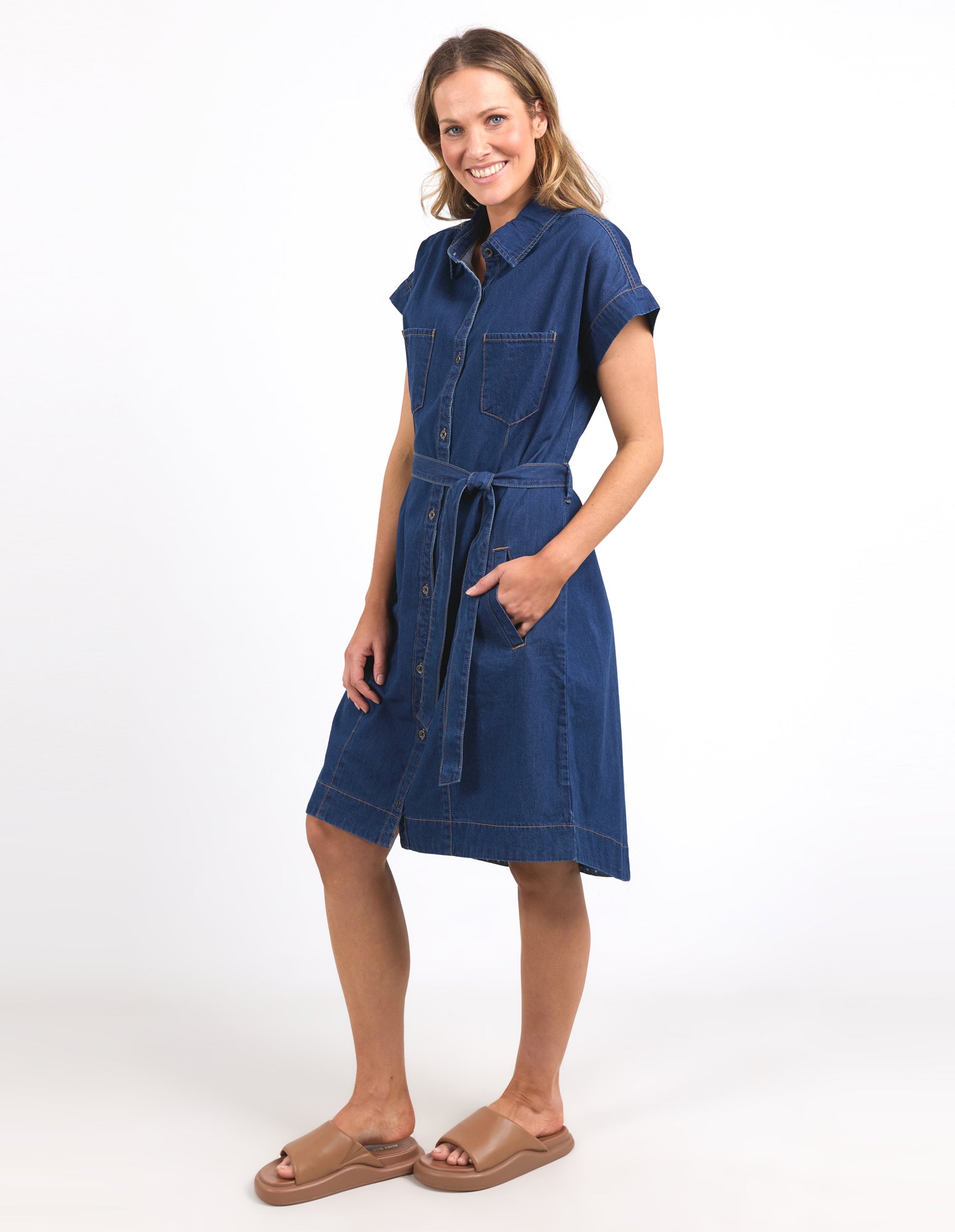 Elm Everleigh Denim Dress for Women - Dark Blue Wash Vintage Style, Mid-Length Casual Jean Dress with Pockets | Perfect for Spring Outfits, Date Nights & Weekend Brunch