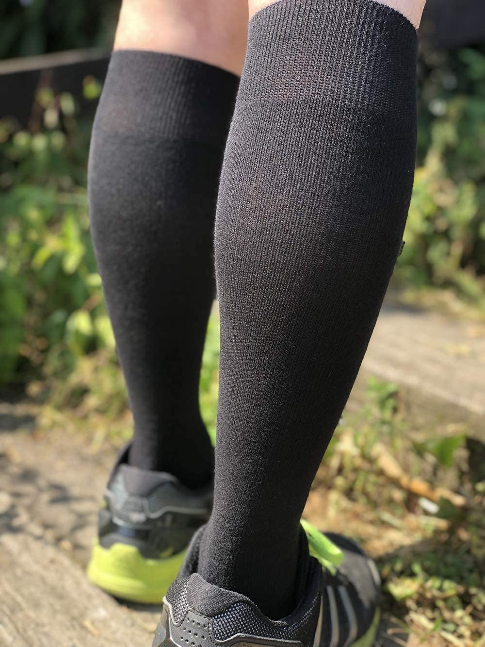 HOYISOX Plus Size Compression Socks 20-30 mmHg for Men & Women - Medical Grade Support for Circulation, Swelling Relief - Perfect for Travel, Nurses, Running & Pregnancy