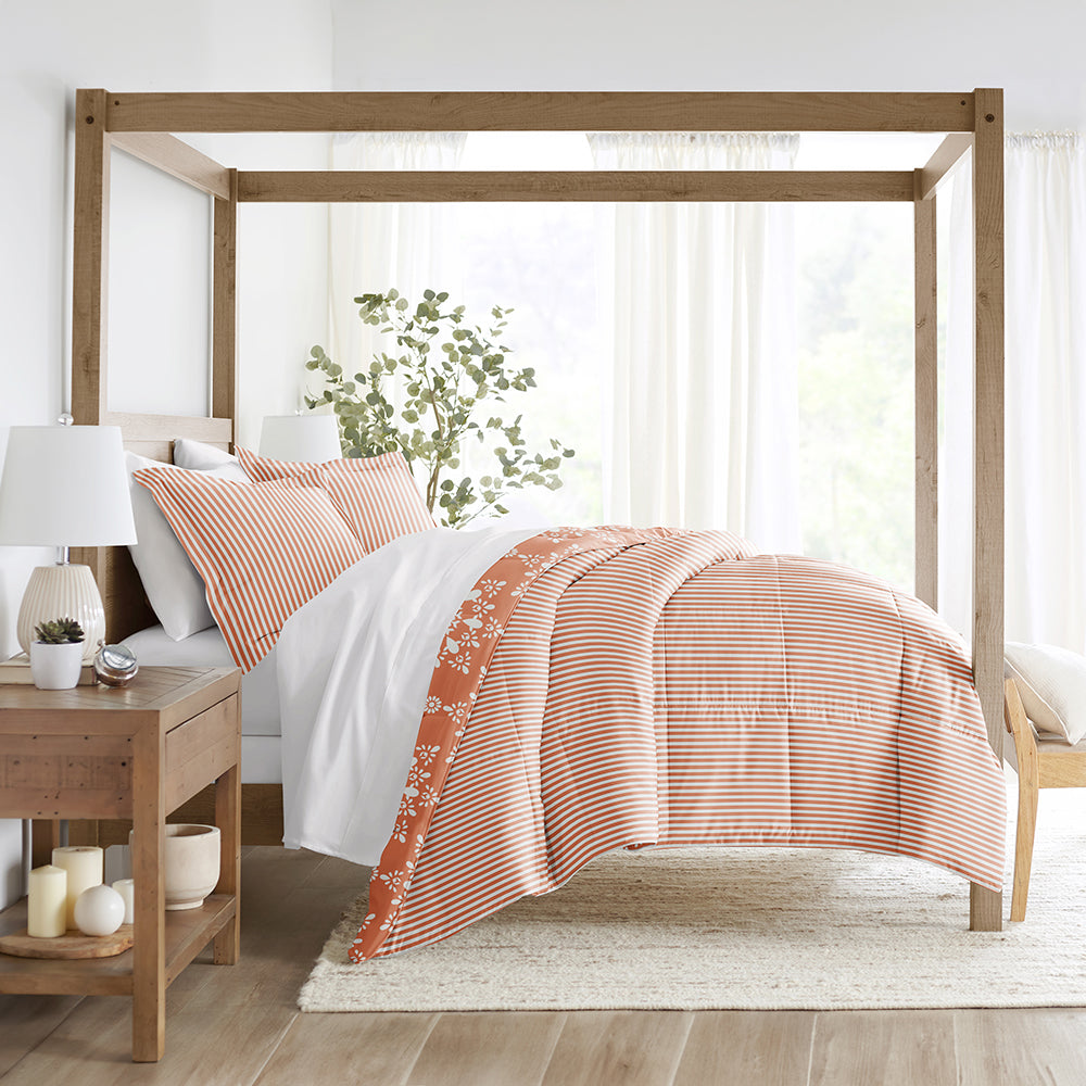 Daisy Medallion Reversible Down Alternative Comforter Set - Hypoallergenic & Breathable - Perfect for Bedroom, Guest Room, and Dorm Decor