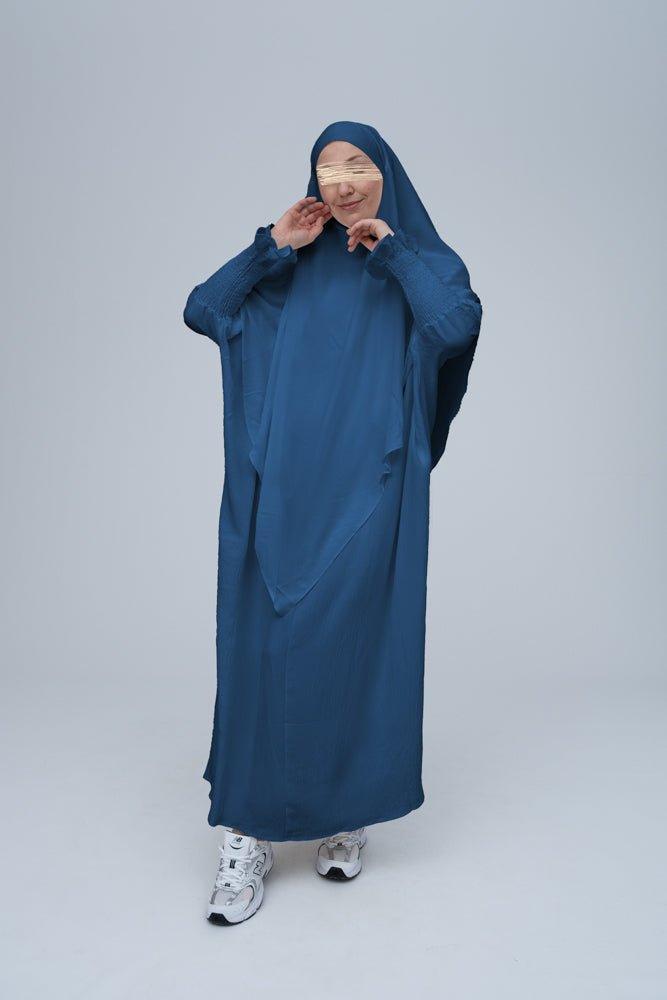 Blue Pristine Prayer Gown for Umrah & Salah - Modest Islamic Prayer Dress for Women, Lightweight & Comfortable for Home Worship or Mosque Prayers