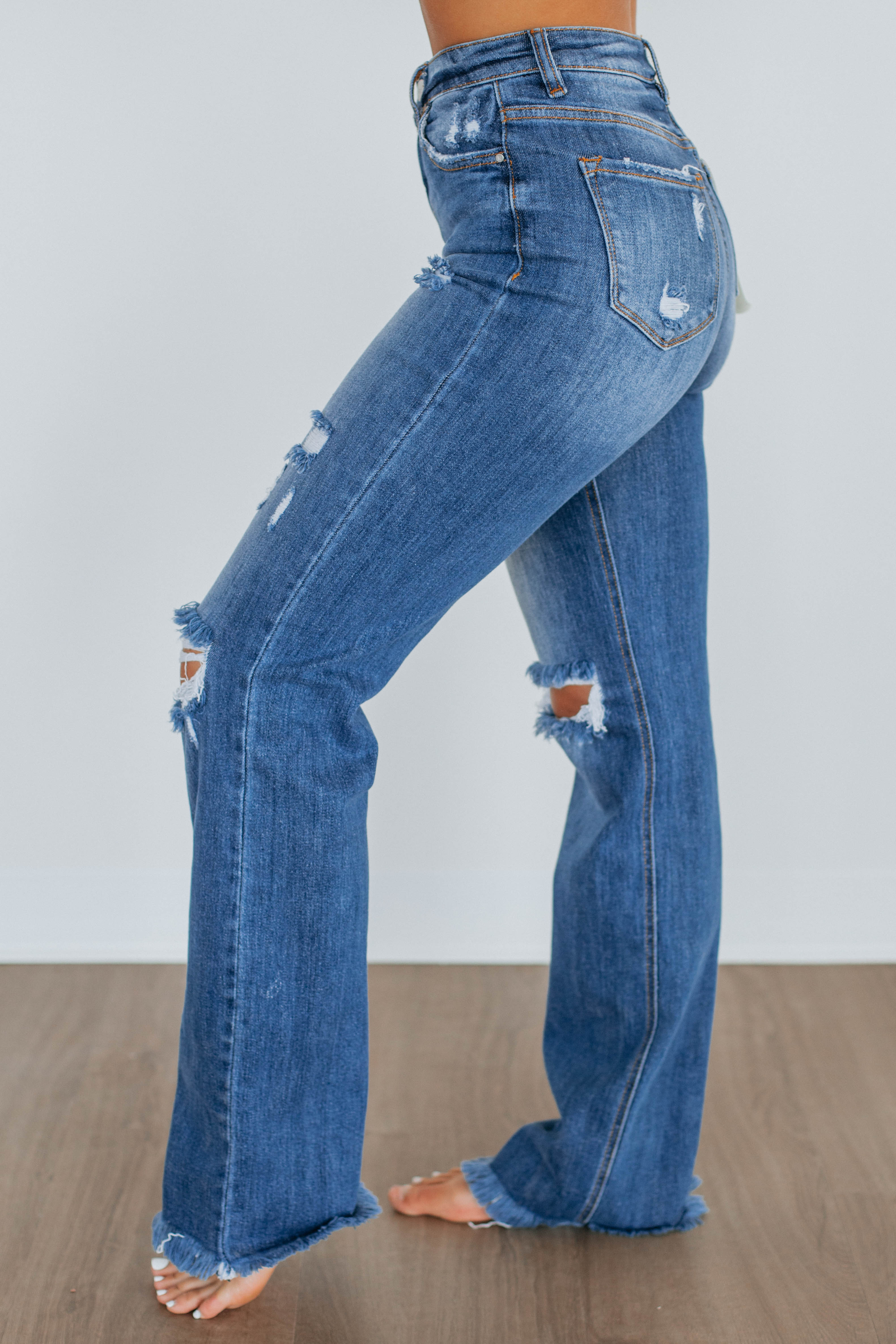 Eloise Risen Jeans - Women's High Waist Skinny Jeans in Dark Wash Denim for Casual Wear & Night Out