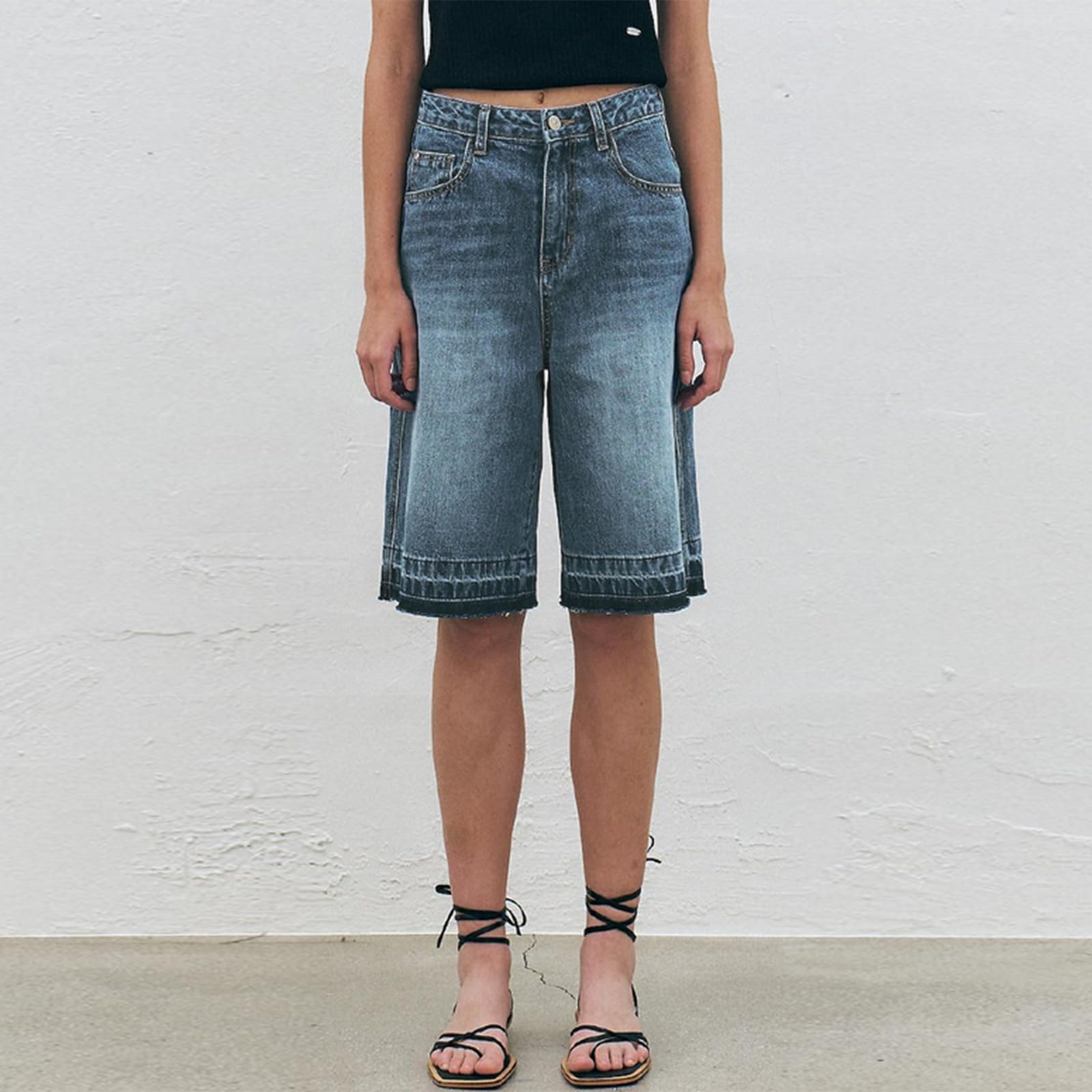 Y2K Women's Low Rise Baggy Denim Shorts | Distressed Frayed Bermuda Jean Shorts | Wide Leg Midi Shorts for Summer | Streetwear Fashion | Perfect for Casual Outings, Beach Trips & Music Festivals