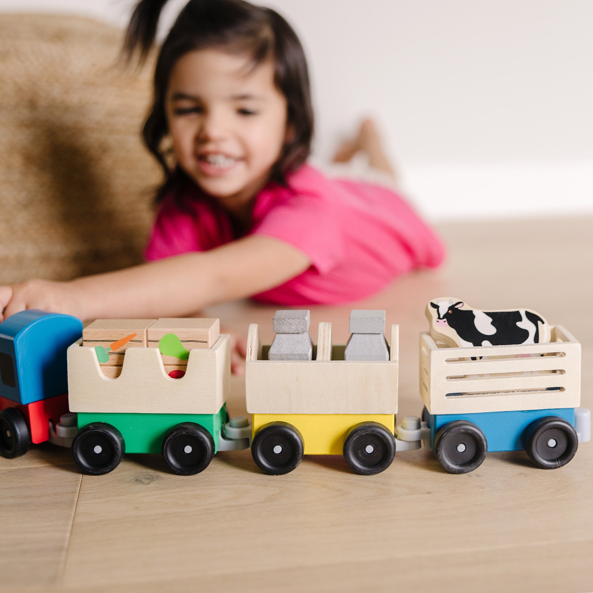 Wooden Farm Train Set - Kids Toy Train with Farm Animals - Perfect for Imaginative Play & Early Learning - Great for Toddlers & Preschoolers