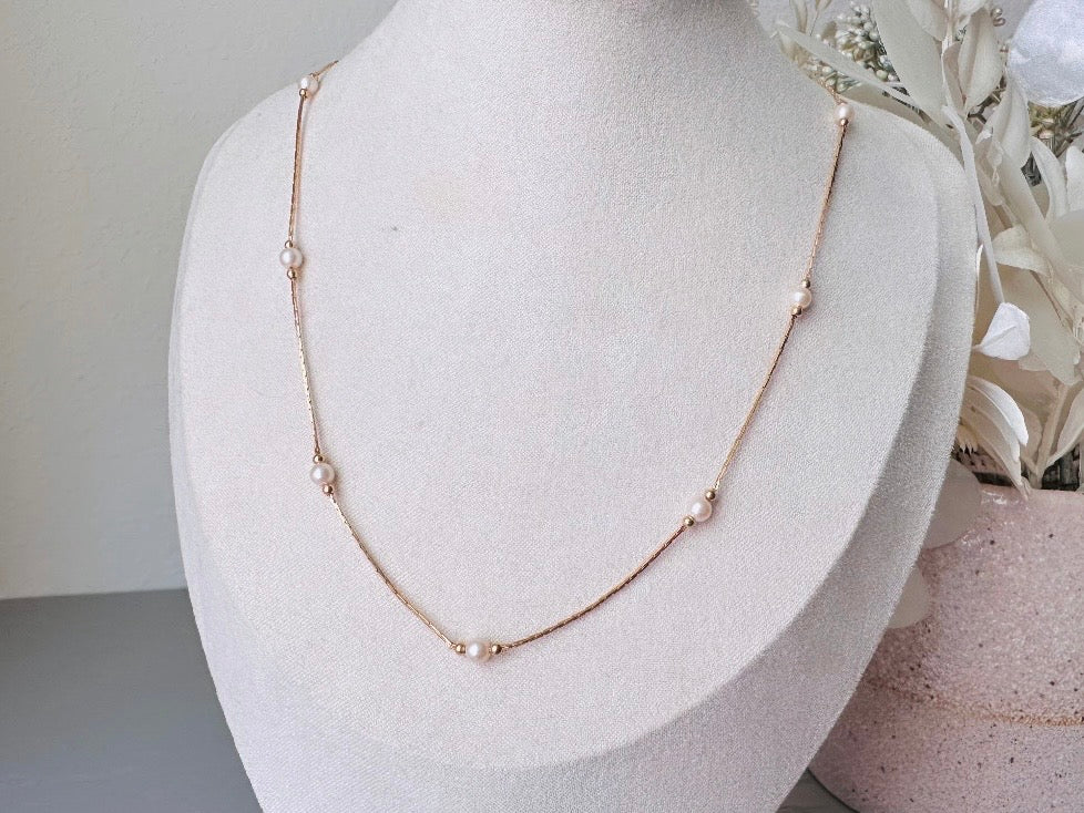 Vintage Gold Monet Necklace with Cream Pearls - Delicate Pearl Designer Jewelry - Elegant Classic Dainty Chain 20