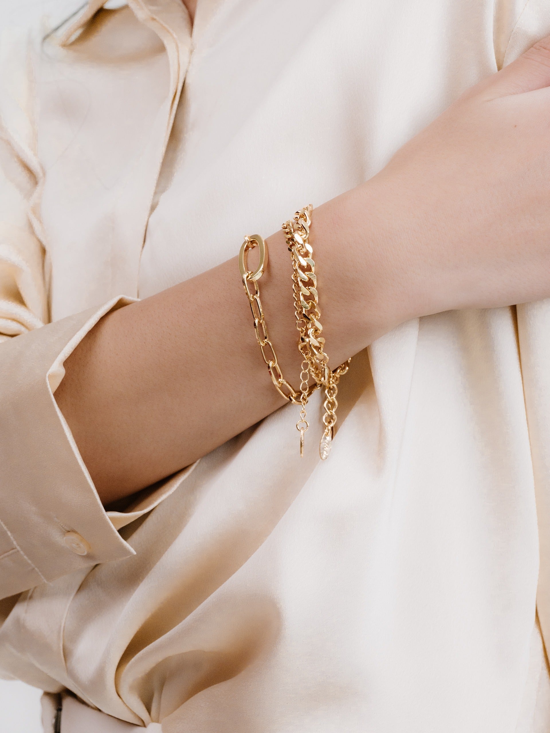 3-Piece Chain Game Bracelet Set for Women - Trendy Stackable Bracelets for Casual Wear, Parties & Gifts