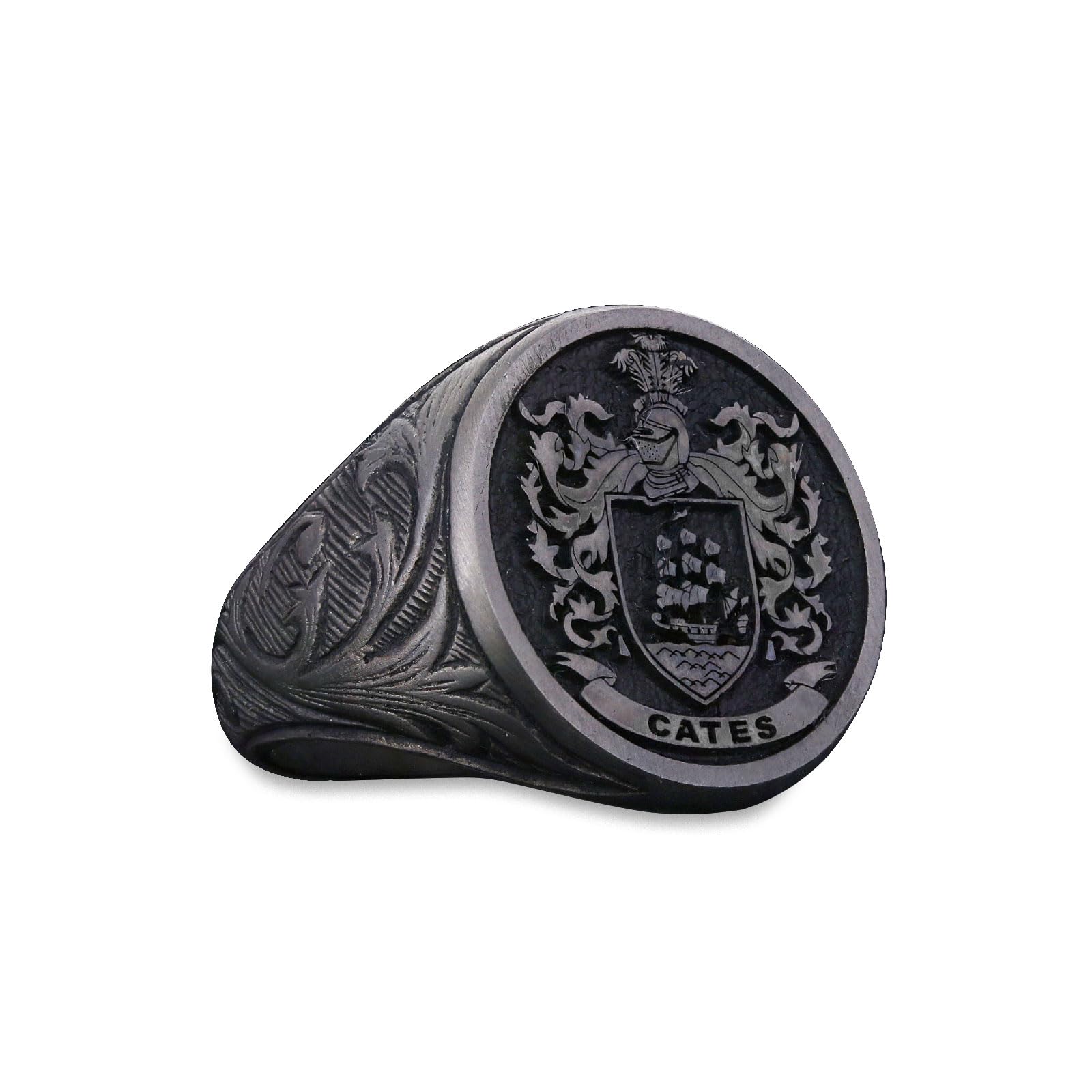 Personalized Coat of Arms Signet Ring - Custom Engraved Family Crest Ring with Celtic Design - Unique Gift for Men & Women - Perfect for Weddings, Anniversaries and Family Heirlooms