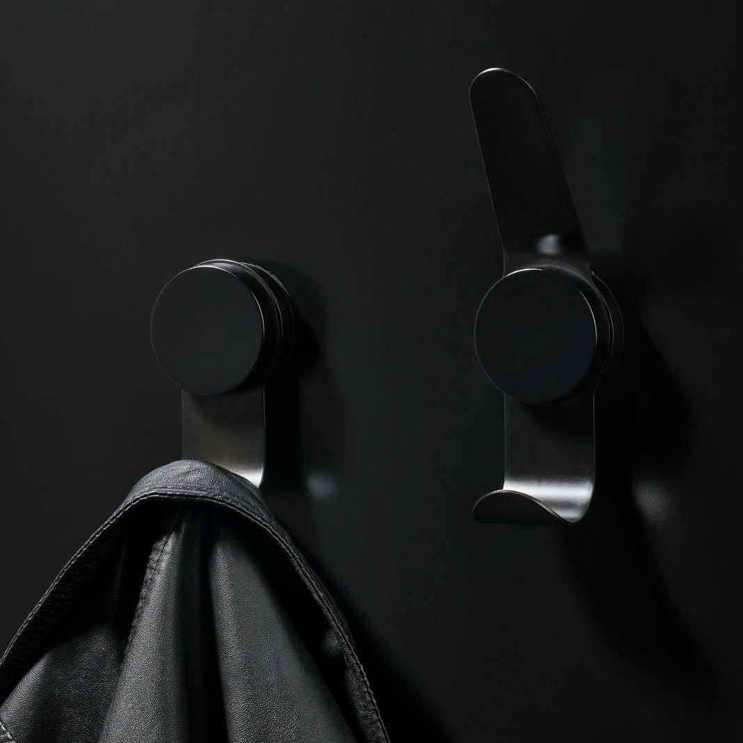 ZONE DENMARK Bathroom Towel Hook - Strong Suction Cup Wall Mount for Showers, Kitchen, Dorm - Black (Single) - Perfect for Hanging Towels, Robes & Accessories in Bath, Pool or Gym