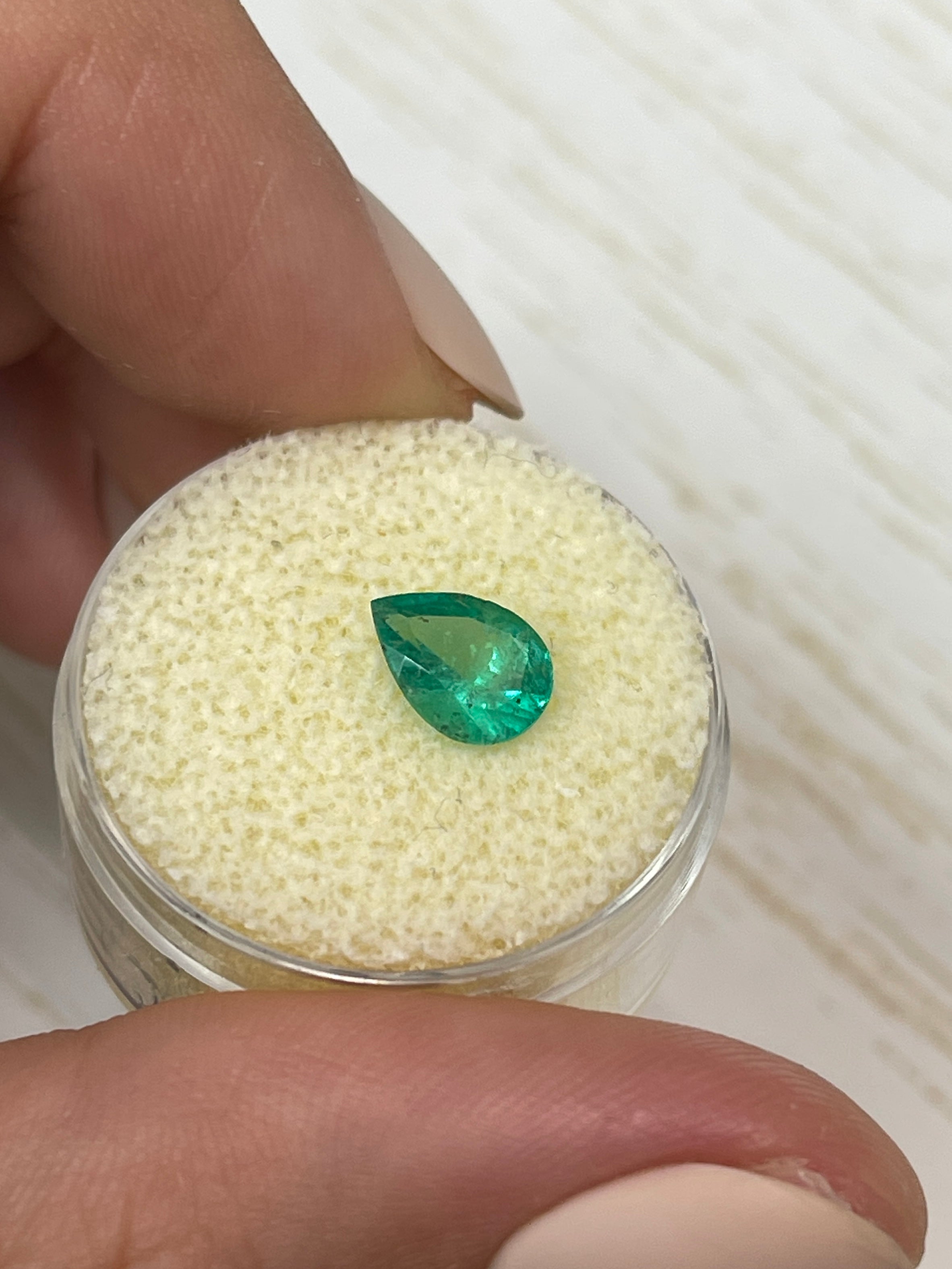 1.15 Carat Medium Green Natural Loose Colombian Emerald Pear Cut Gemstone for Jewelry Making, Engagement Rings & Fine Collections