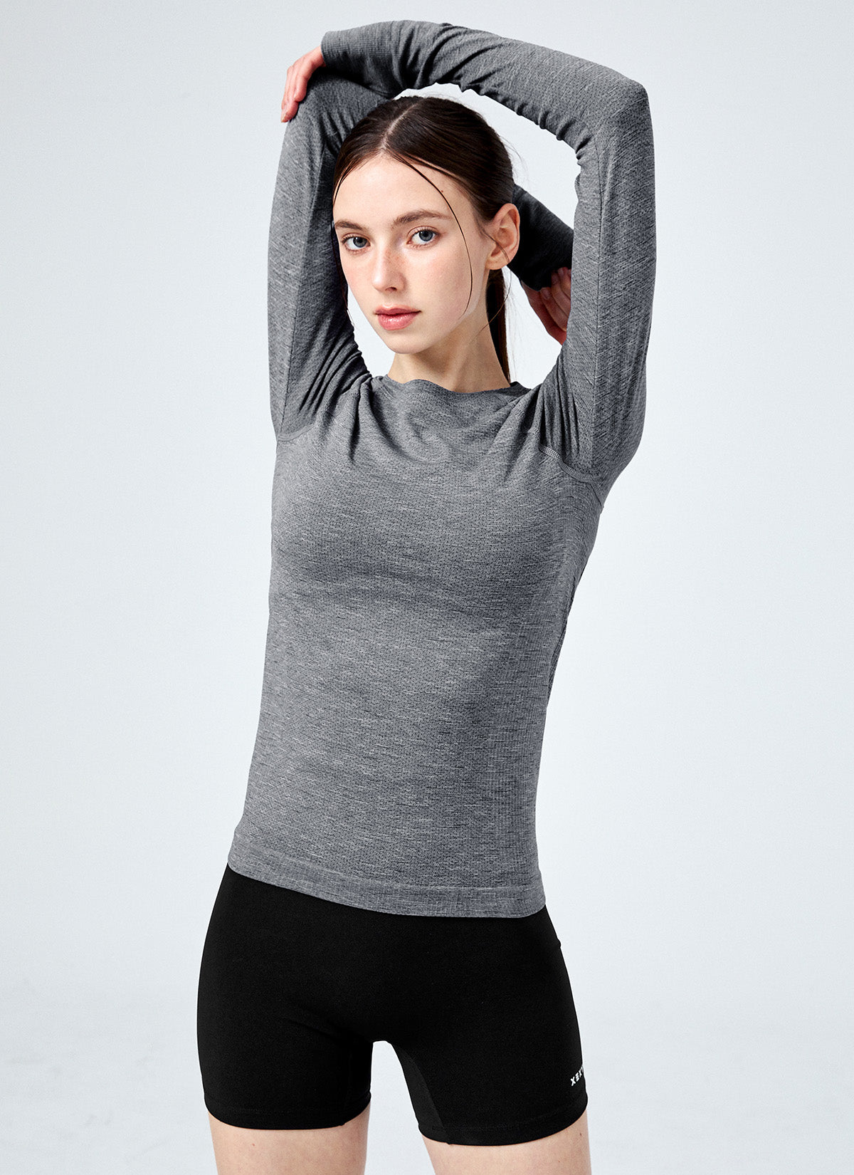 Breathable Mesh Seamless Long Sleeve Shirt with Finger Hole Design - Perfect for Yoga, Workouts & Outdoor Activities