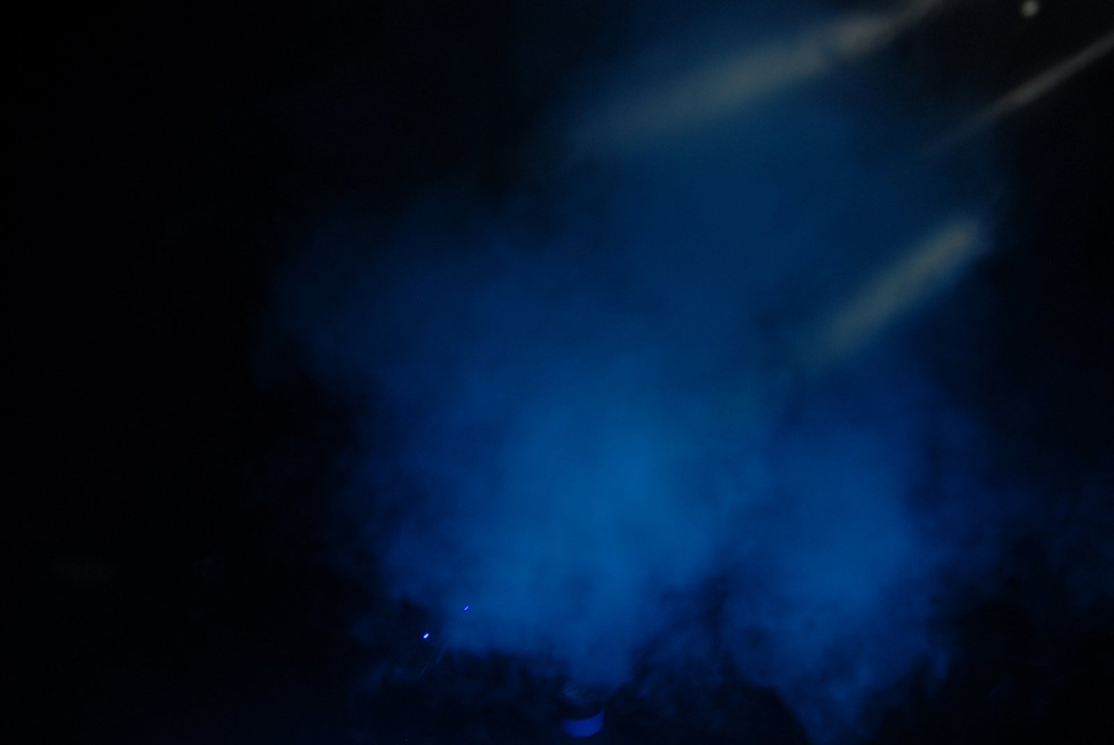 CHAUVET DJ Hurricane Haze 1D Professional Fog Machine with Adjustable Output & Remote Timer - Perfect for DJ Shows, Concerts, Theater Productions and Special Effects