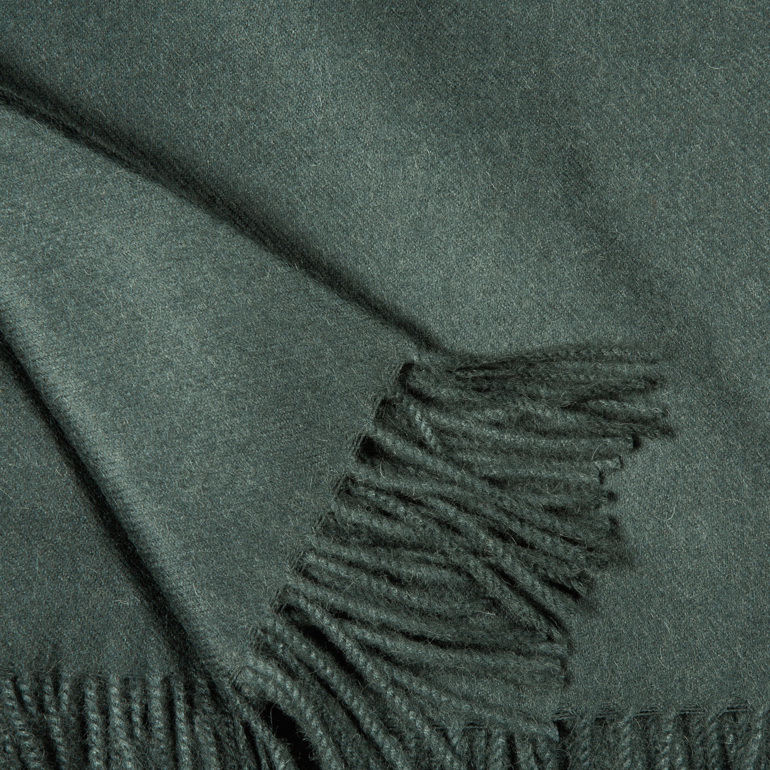 Soft & Cozy Peyton Alpaca Throw Blanket - Luxurious Alpaca Wool for Warmth - Perfect for Sofa, Bed & Winter Nights