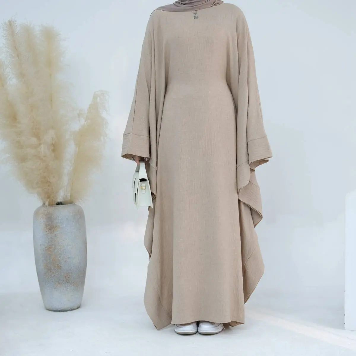 Elegant Muslim Women's Batwing Sleeve Farasha Abaya Dress - Modest Islamic Prayer Dress for Mosque & Special Occasions