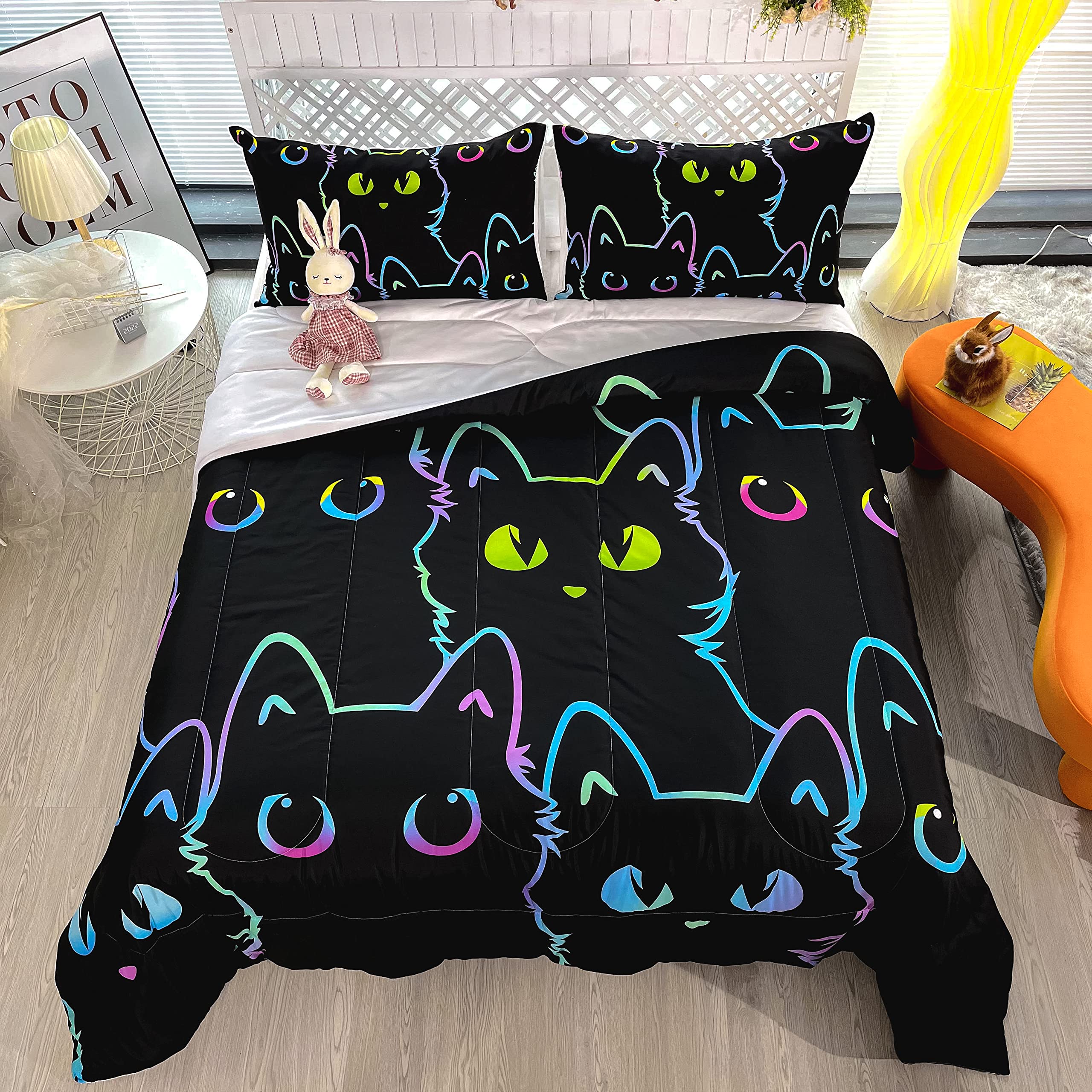 Cute Cartoon Cat 3-Piece Comforter Set Queen Size - Soft Warm Lightweight Fluffy Down Alternative Bedding for Kids (1 Comforter + 2 Pillow Cases) - Perfect for Girls' Rooms, Teen Bedrooms & Cozy Sleepovers