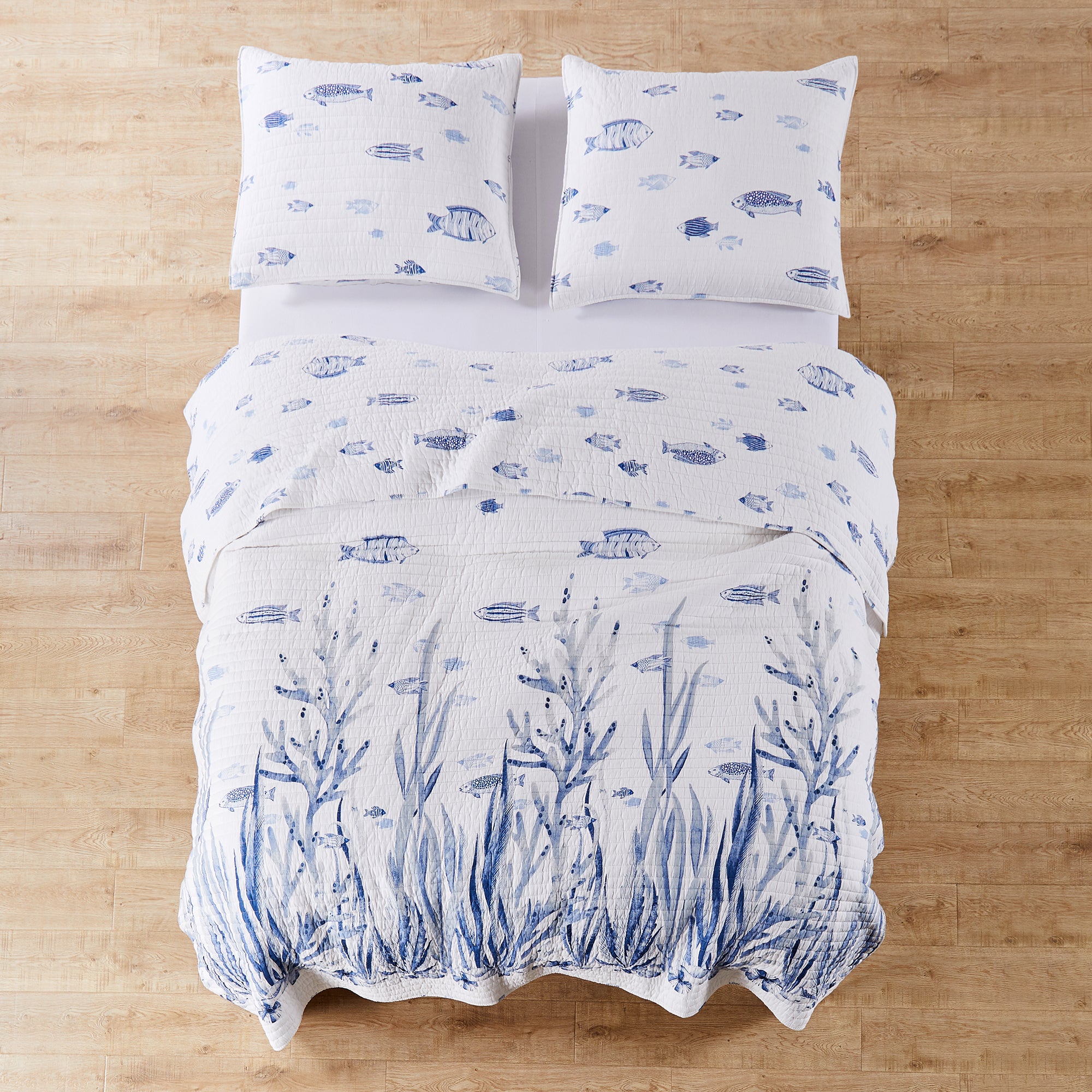 Indigo Tide Quilt Set - Queen Size Bedding with Soft Cotton Cover - Perfect for Cozy Bedrooms, Guest Rooms & Dorm Decor
