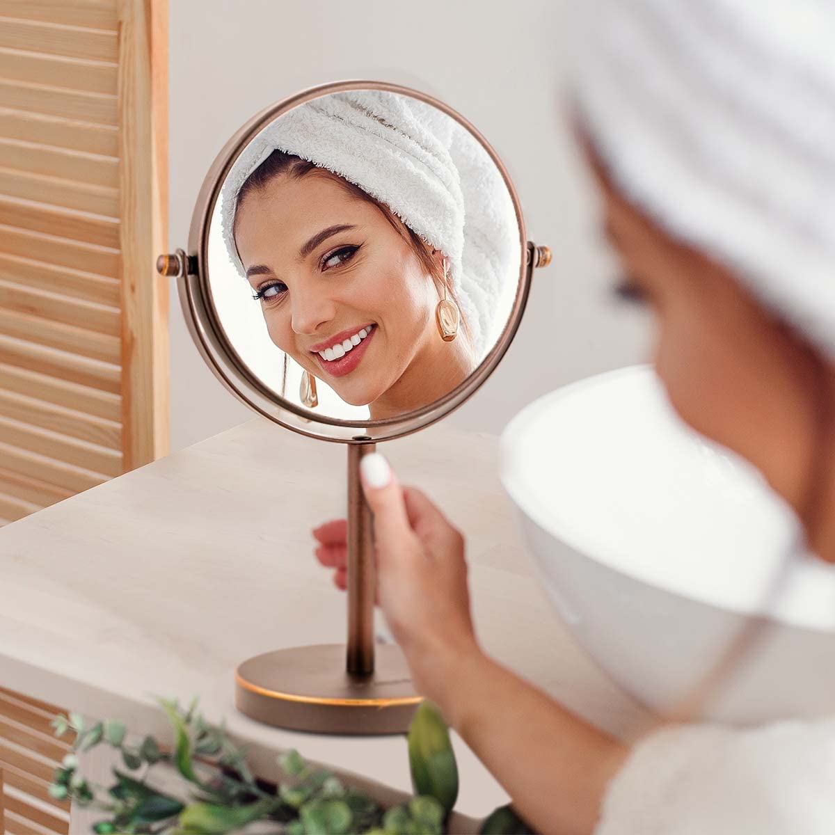 OVENTE 6-Inch Double-Sided Makeup Mirror with 1X & 7X Magnification, 360° Swivel Stand - Antique Bronze Vanity Mirror for Dresser, Bedroom & Office | Perfect for Makeup Application, Skincare Routine & Grooming