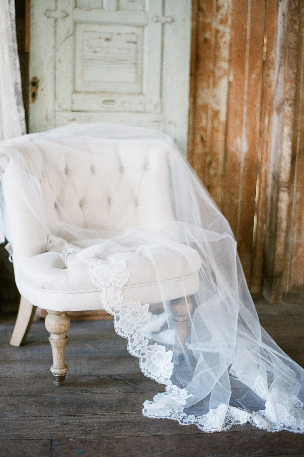 Roseline French Lace Single Layer Cathedral Wedding Veil - Elegant Bridal Accessory for Church Ceremonies & Formal Weddings
