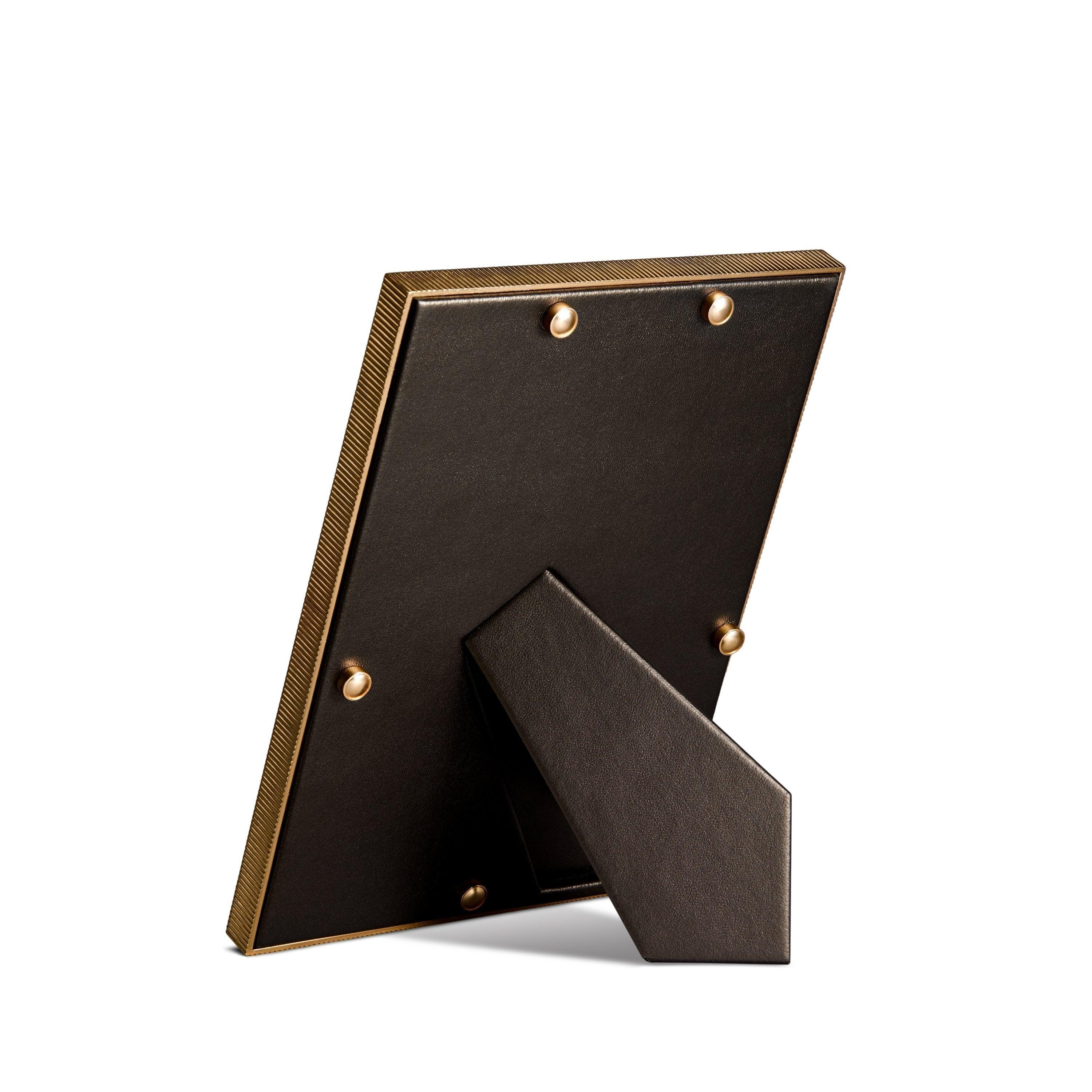 Kelly Behun Side Eye Frame - Modern Minimalist Picture Frame for Wall Art & Photo Display - Perfect for Home, Office & Gallery Decor