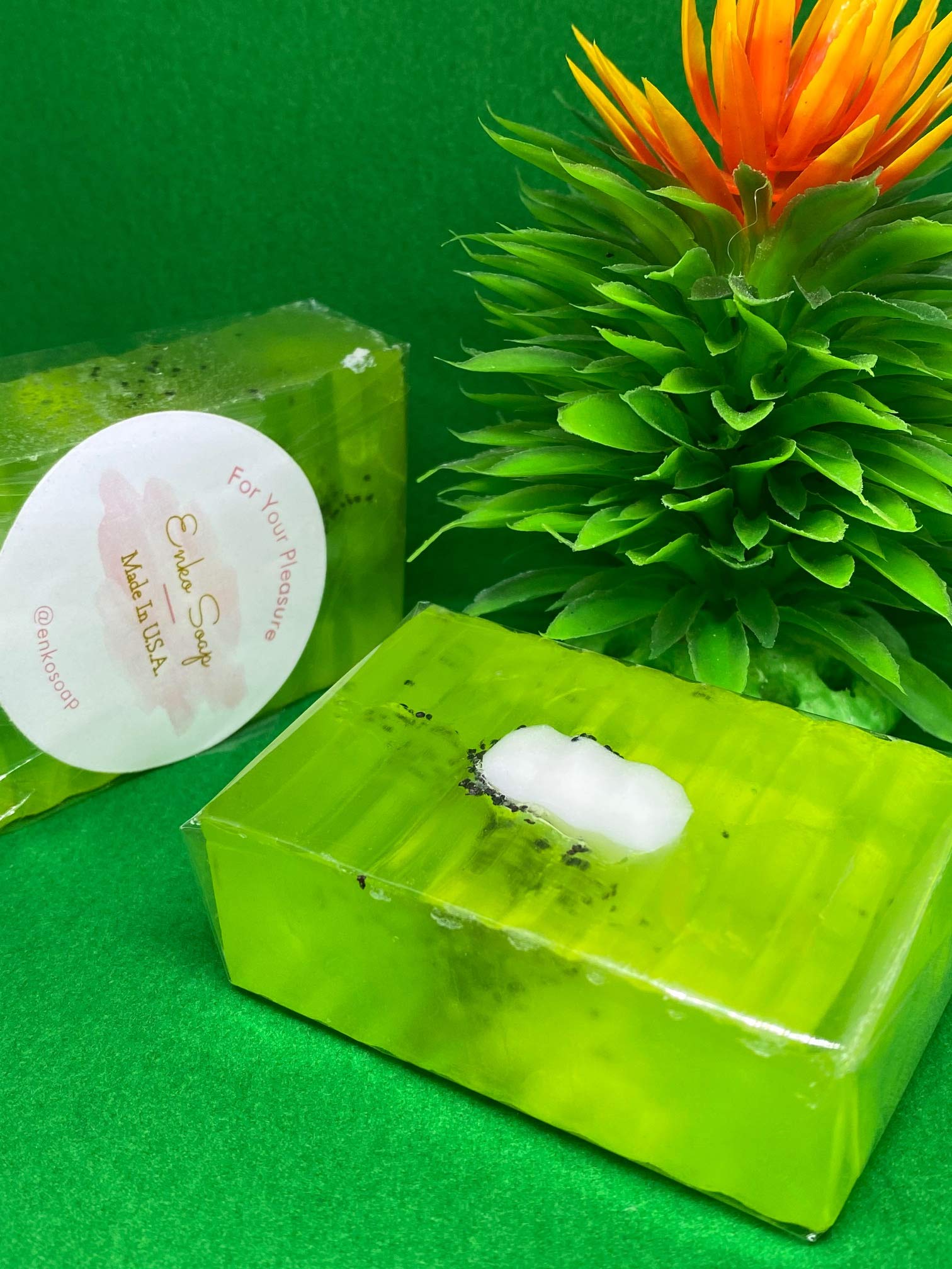 Natural Kiwi Soap Bars for Glowing Skin - Organic, Handmade, Vegan - Perfect for Daily Cleansing & Gift Sets