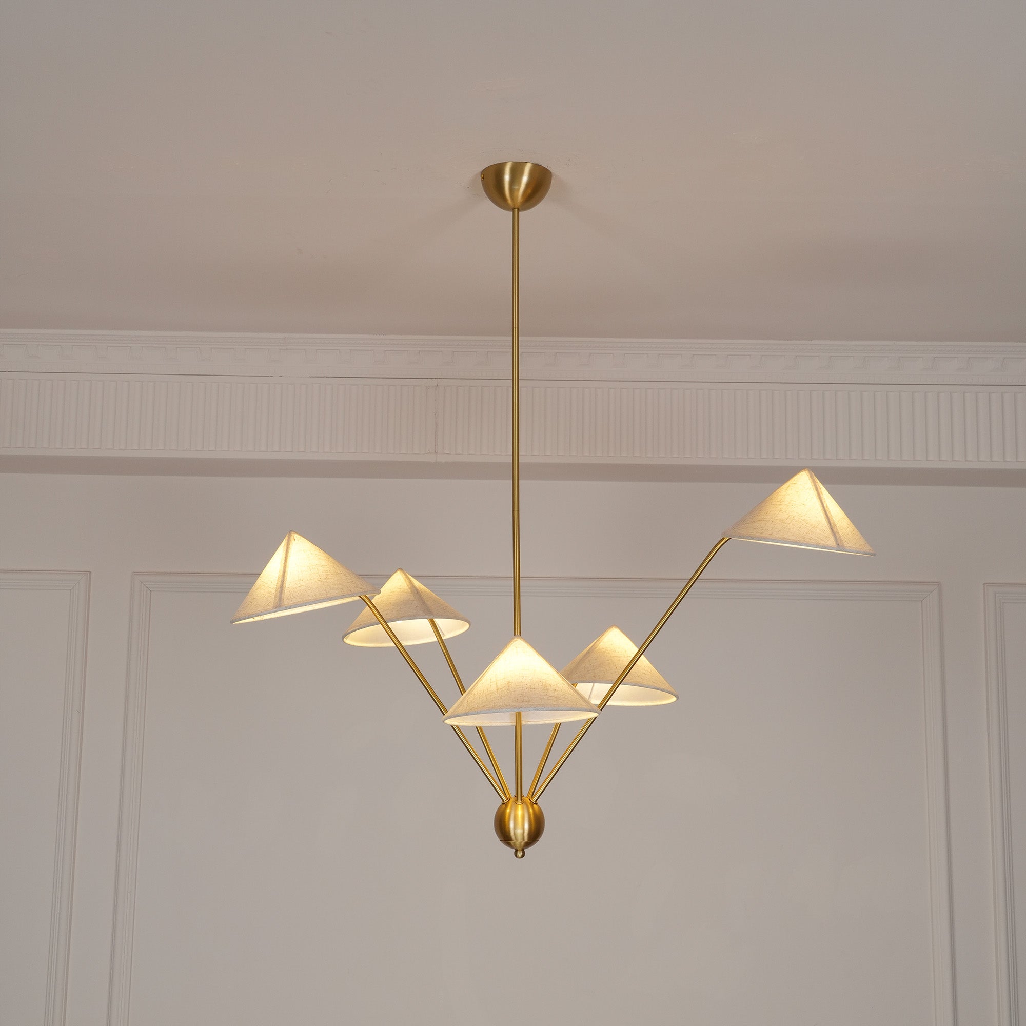 Elegant Mantis Chandelier - Modern Insect-Inspired Ceiling Light Fixture for Dining Room, Living Room & Bedroom Decor