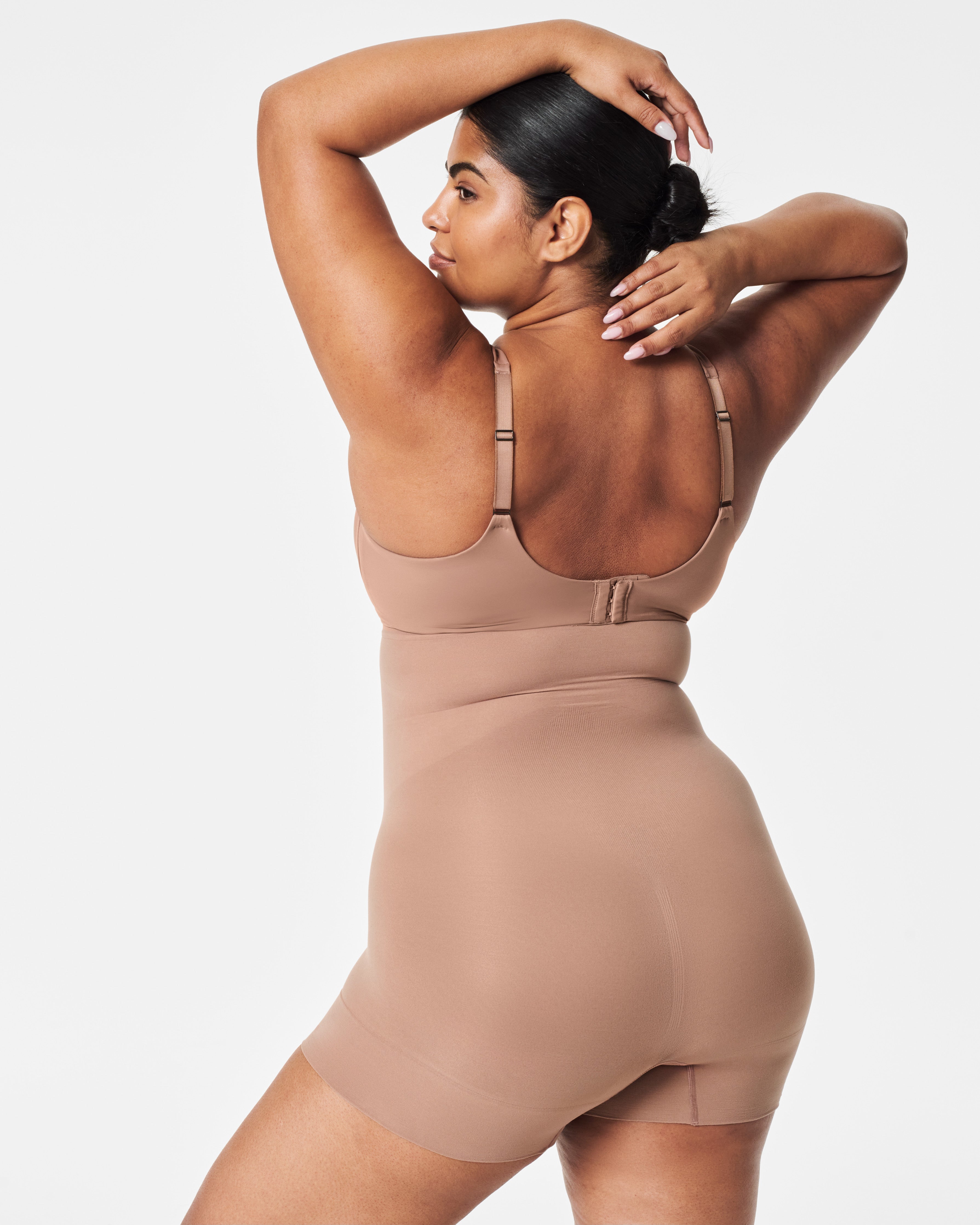 SPANX Sculpt™ Seamless High Waist Shapewear Shorts for Women - Tummy Control & Body Shaping - Perfect for Workout, Dress Wear & Everyday Comfort