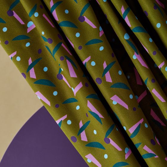 Viscose Crepe Fabric with Lenzing™ EcoVero™ Sustainable Fibers - Atelier Brunette Java Ivy Green - Perfect for Dresses, Blouses & Eco-Friendly Fashion