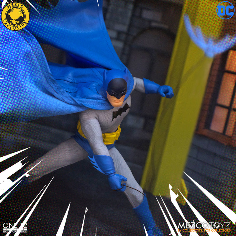 Mezco One:12 Golden Age Batman vs Two-Face Action Figure Set - Collectible DC Comics Superhero & Villain Diorama for Display & Photography
