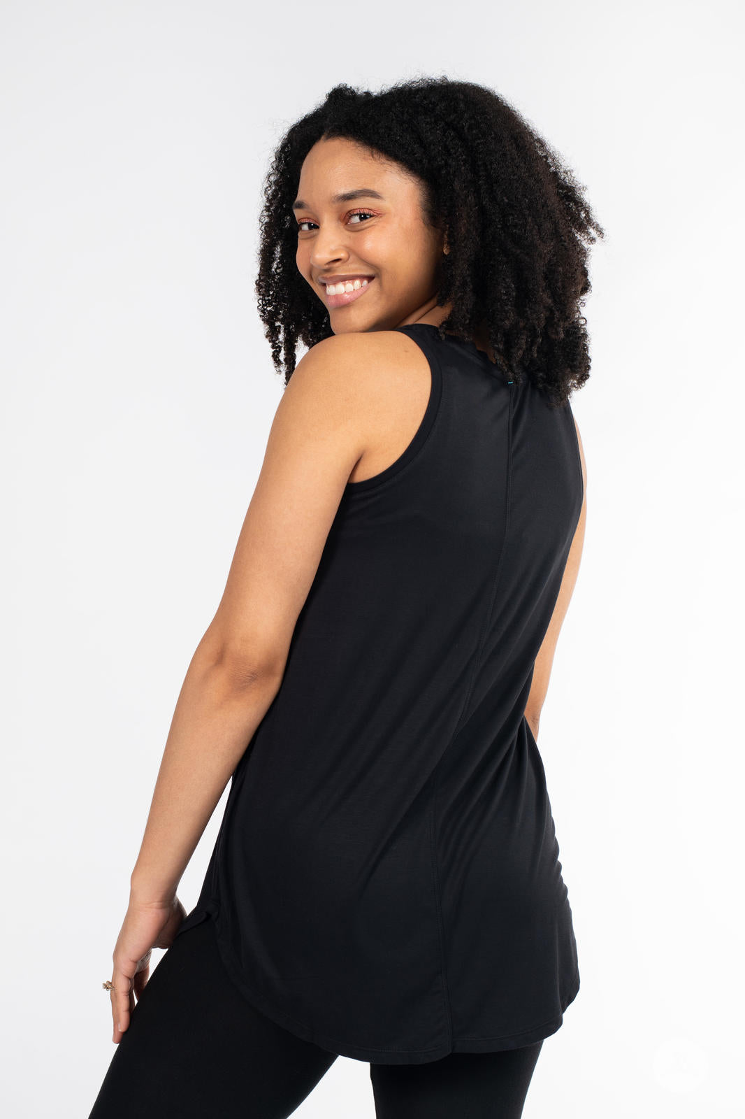 Breeze Tank Top for Women - Lightweight & Breathable Summer Casual Wear - Perfect for Yoga, Gym, and Beach Outfits