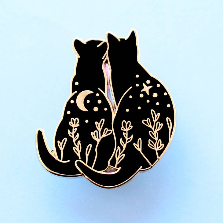 Black Cats Stargazing Enamel Pin - Cute Cat Brooch for Astronomy Lovers - Perfect for Jackets, Backpacks & Gift Giving