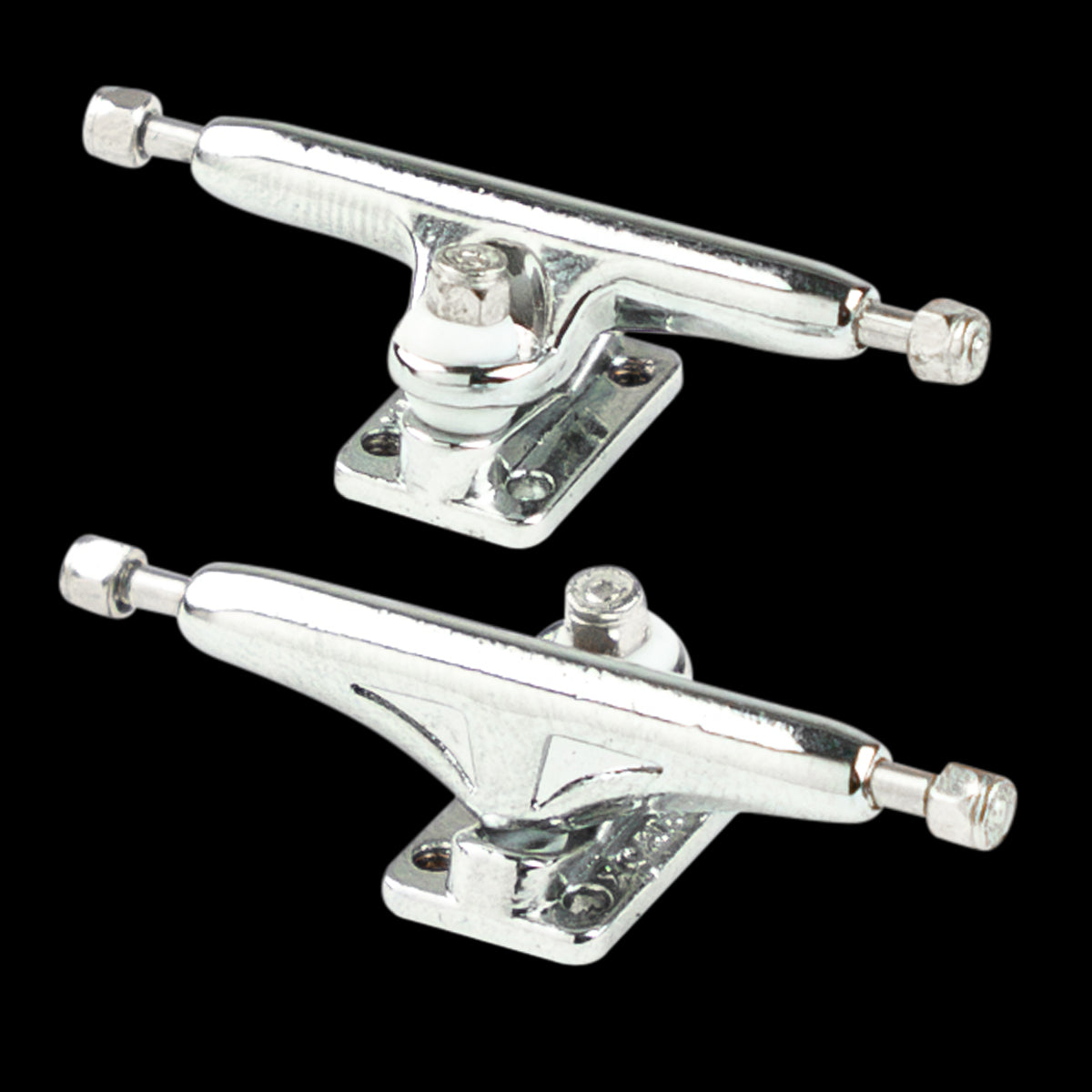 Xoana 33mm Fingerboard Trucks - High Performance Mini Skateboard Trucks for Fingerboarding Tricks & Stunts - Perfect for Skateboard Enthusiasts & Collectors