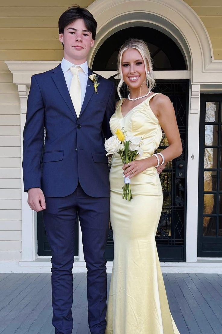 Elegant Yellow Mermaid Prom Dress for Women - Long Sleeve Formal Evening Gown J4080 | Perfect for Homecoming, Wedding Guest, Cocktail Party & Special Occasions