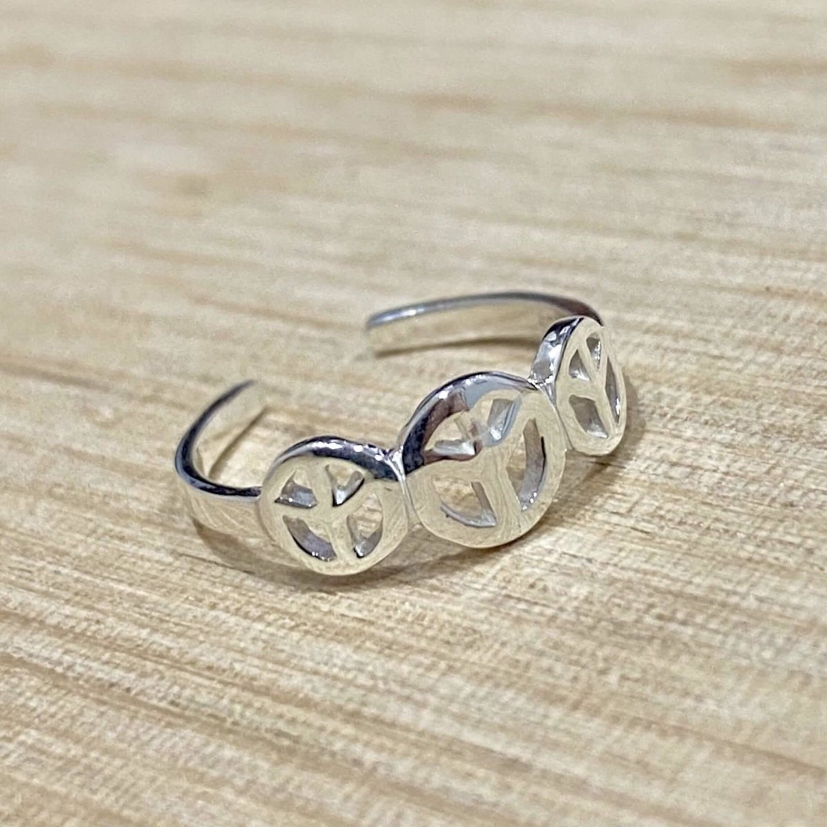 Adjustable Summer Peace Toe Rings for Women - Boho Beach Jewelry - Perfect for Vacations, Sandals & Pedicures