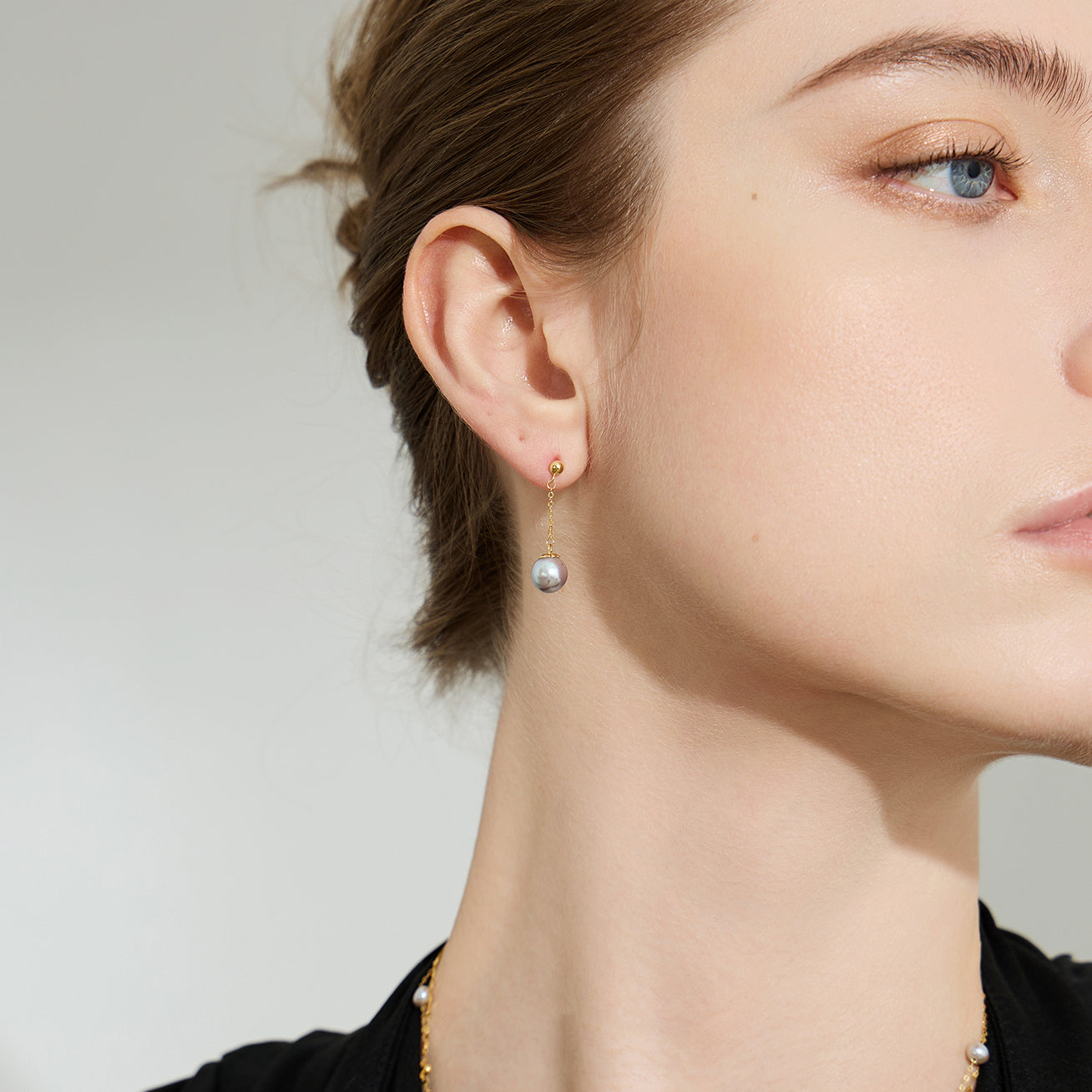 18K Gold Silver Blue Akoya Pearl Earrings for Women - Elegant Stud Earrings for Wedding, Party & Special Occasions | KE00163