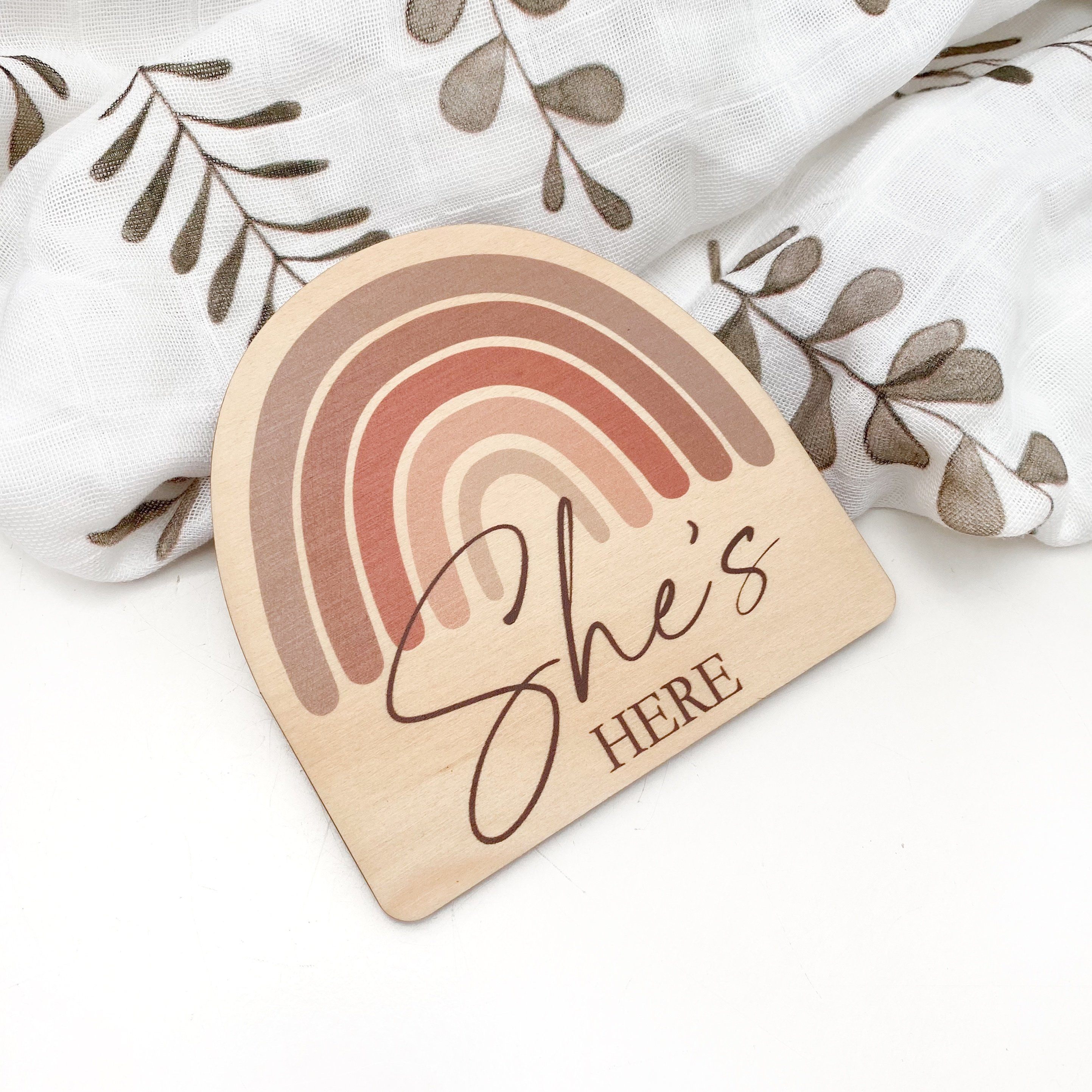 Personalized Timber Baby Announcement Milestone Plaques - Rainbow Series for Newborn Photo Props, Nursery Decor & Gender Reveal Gifts