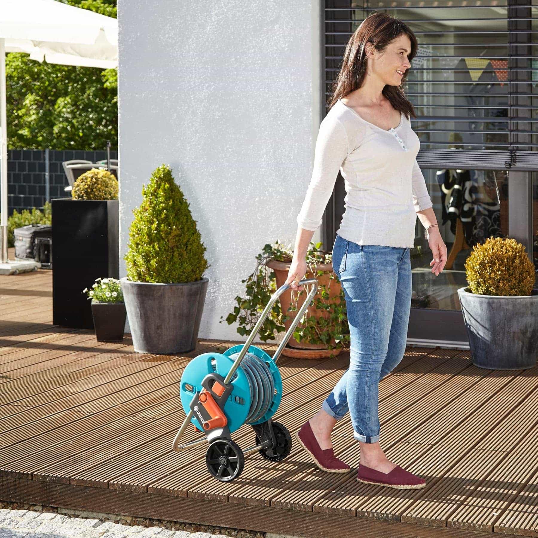 Gardena Premium Watering Hose Reel - Heavy Duty Retractable Garden Hose Storage with Wall Mount - Perfect for Lawn, Garden & Outdoor Watering