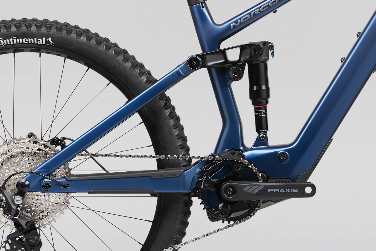 Fluid VLT C3 140 2024 - High-Performance Mountain Bike Fork for Trail & Enduro Riding | Perfect for Off-Road Adventures & Technical Descents